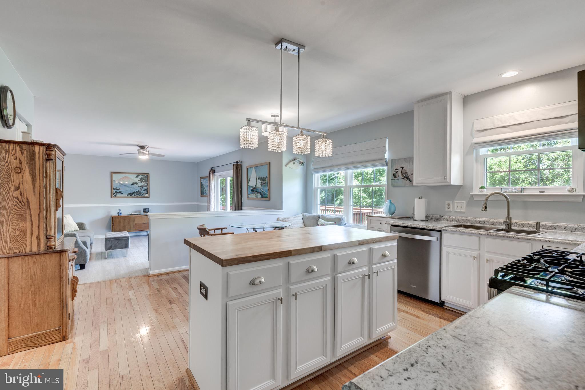 EAGLEVIEW ESTATES - Residential
