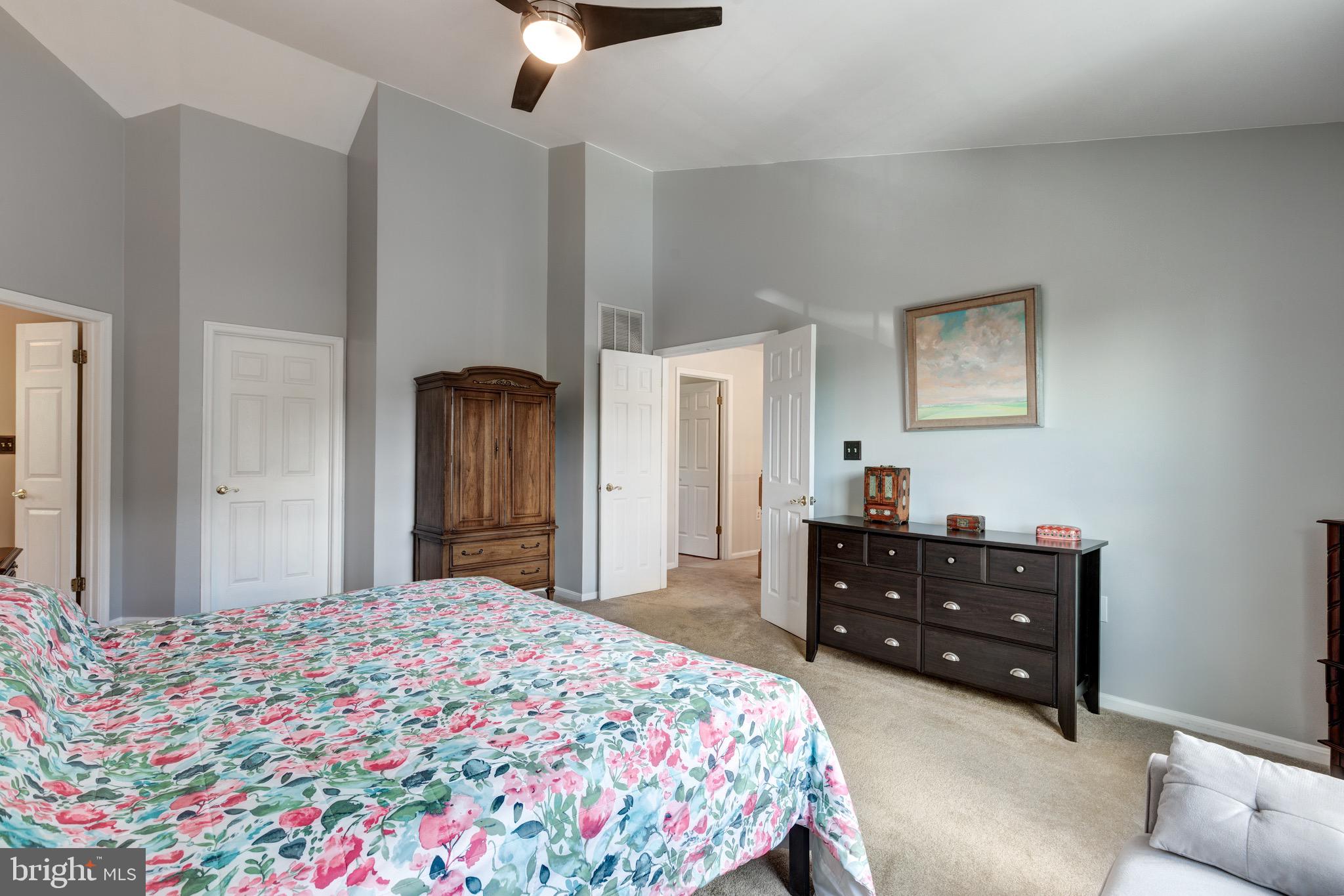 EAGLEVIEW ESTATES - Residential