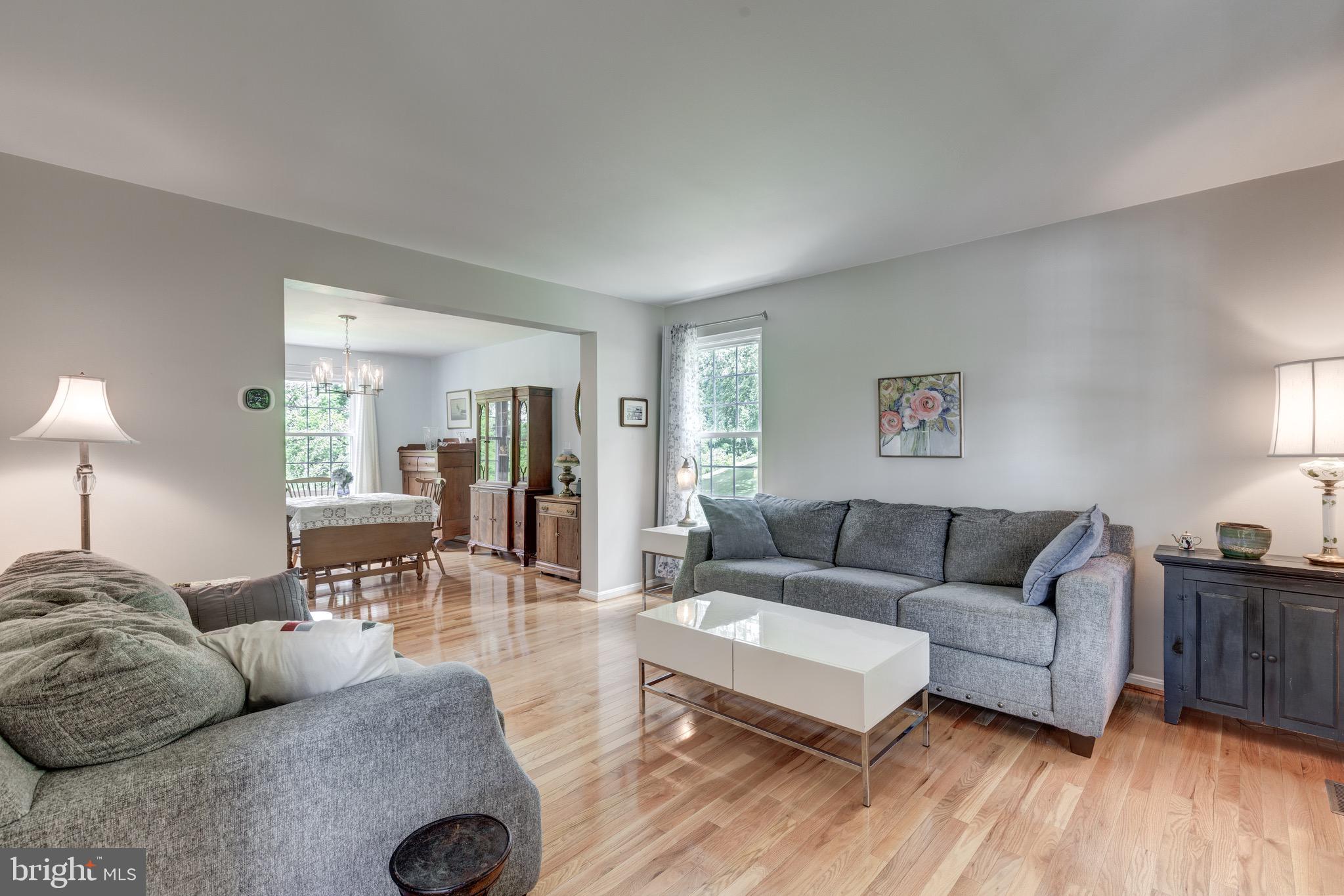 EAGLEVIEW ESTATES - Residential