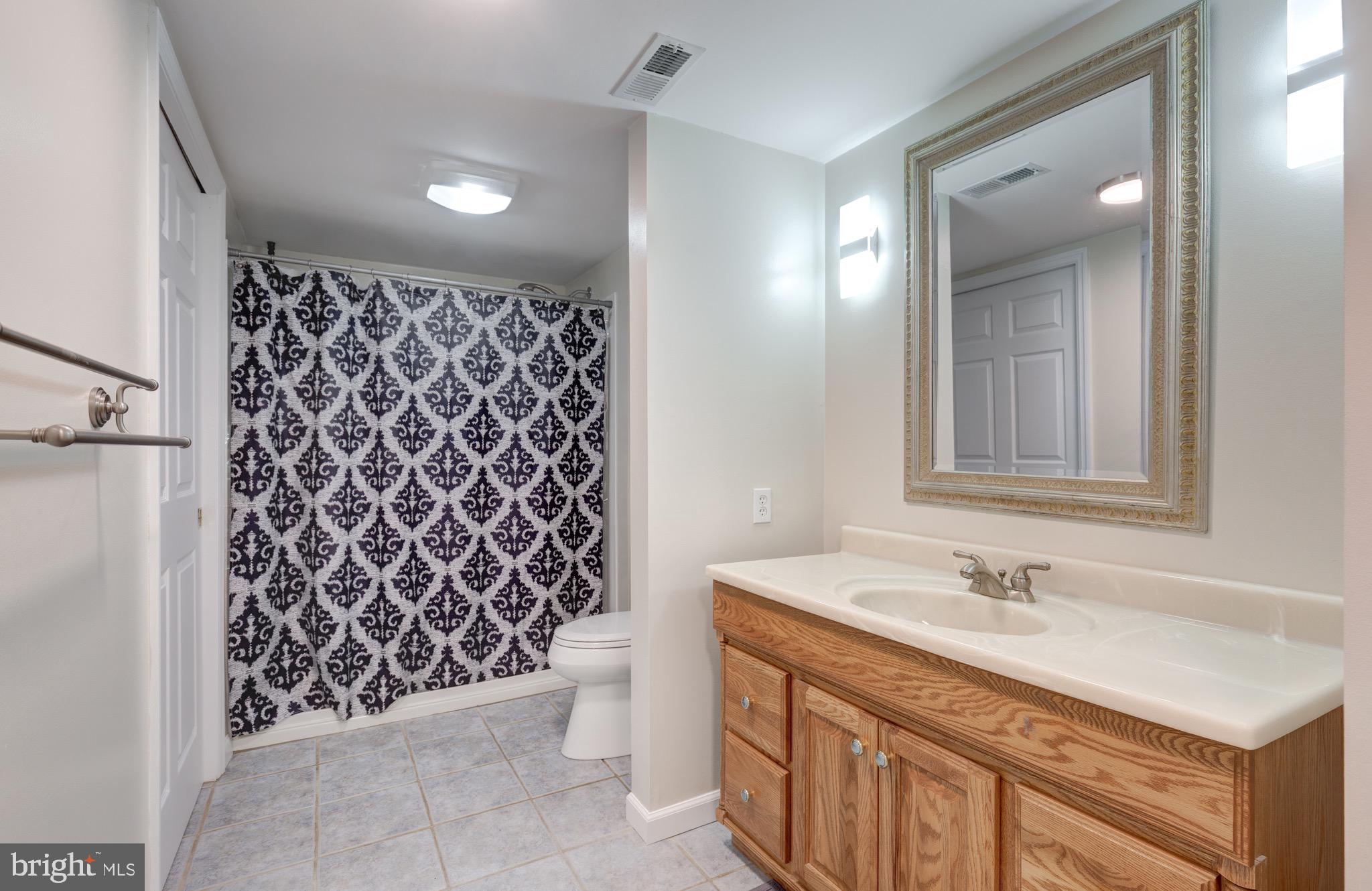 EAGLEVIEW ESTATES - Residential
