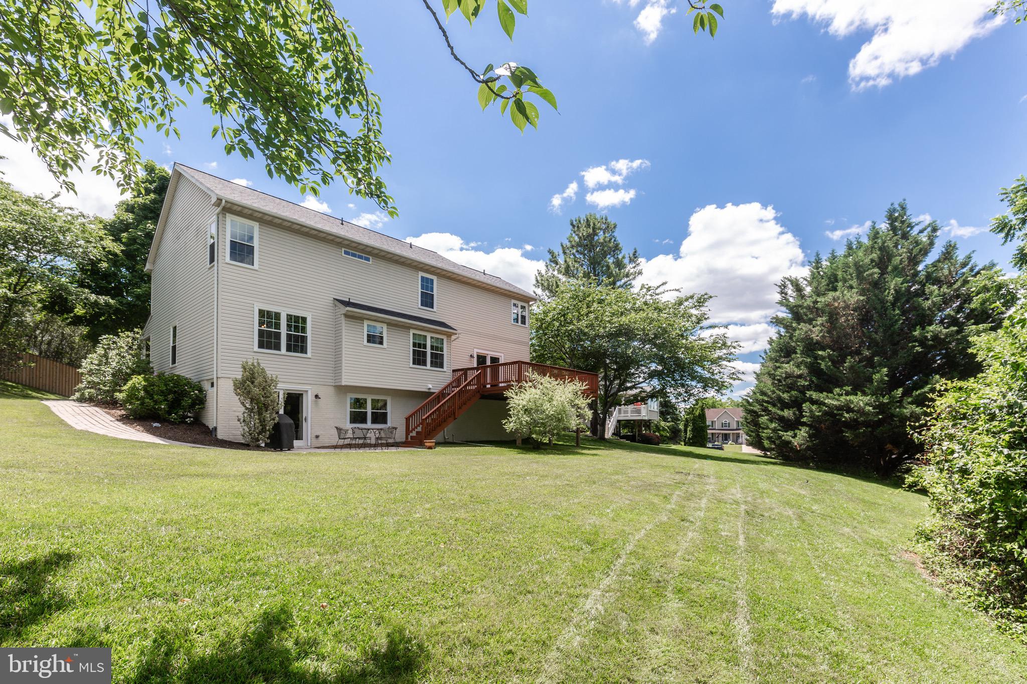 EAGLEVIEW ESTATES - Residential