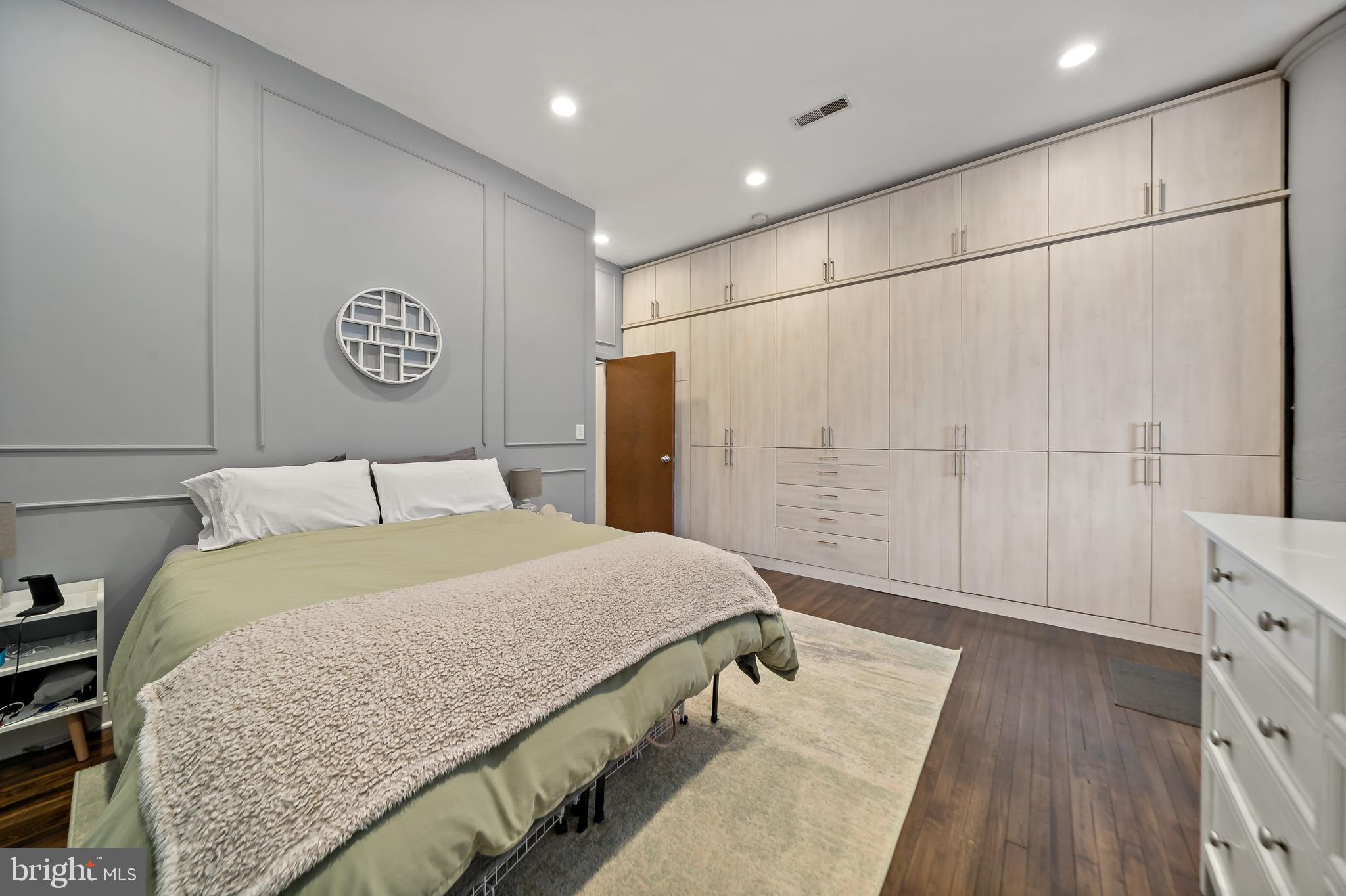 OLD CITY - Residential Lease