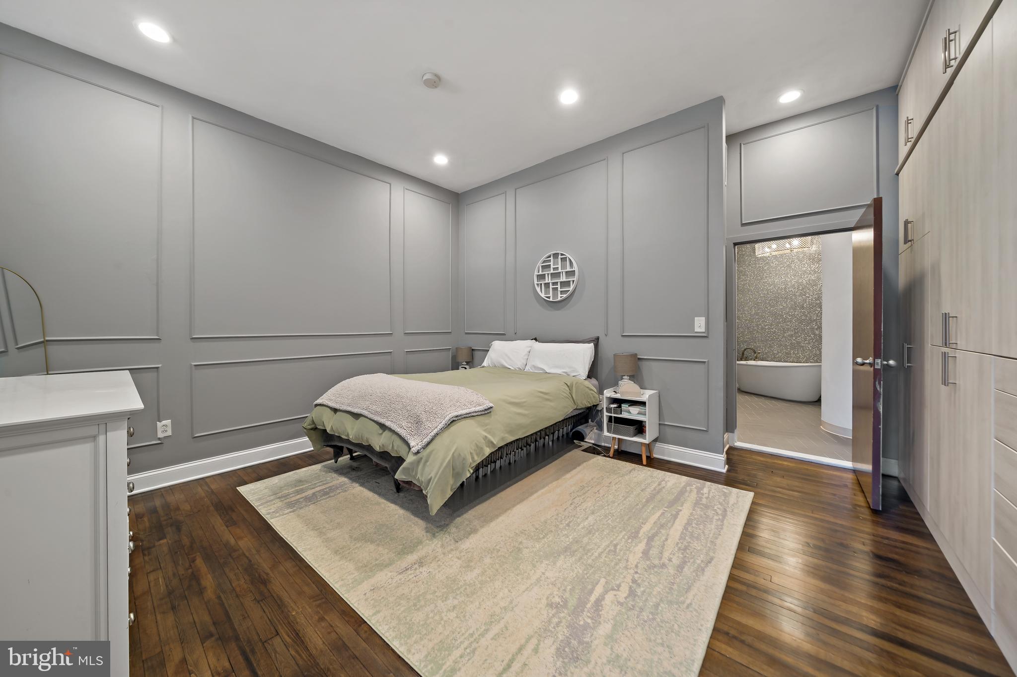 OLD CITY - Residential Lease