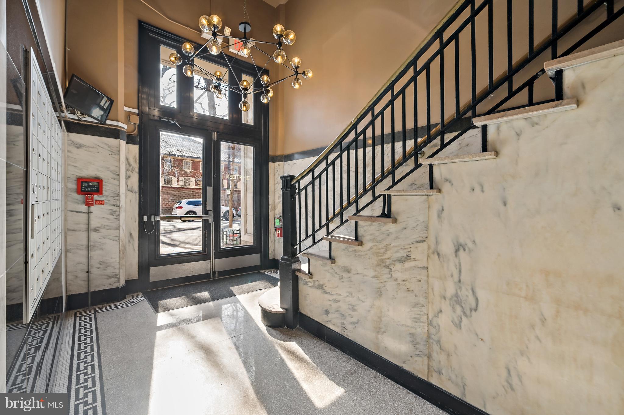 OLD CITY - Residential Lease