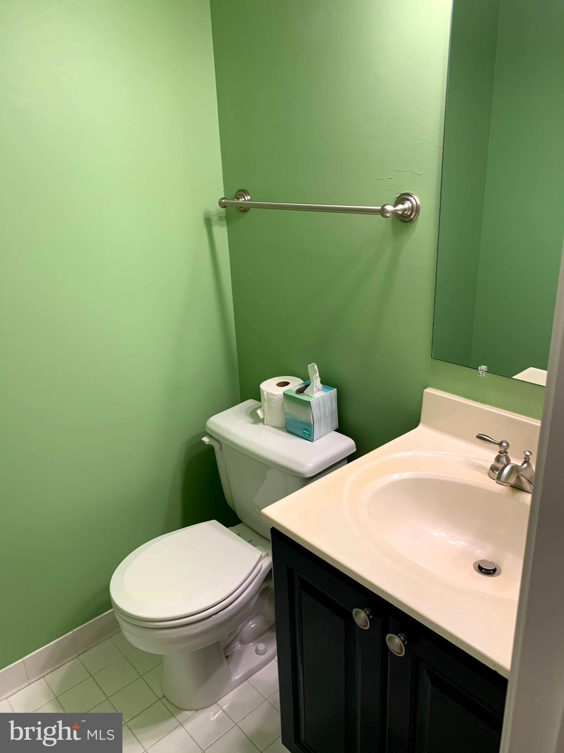 KINGSTOWNE - Residential Lease