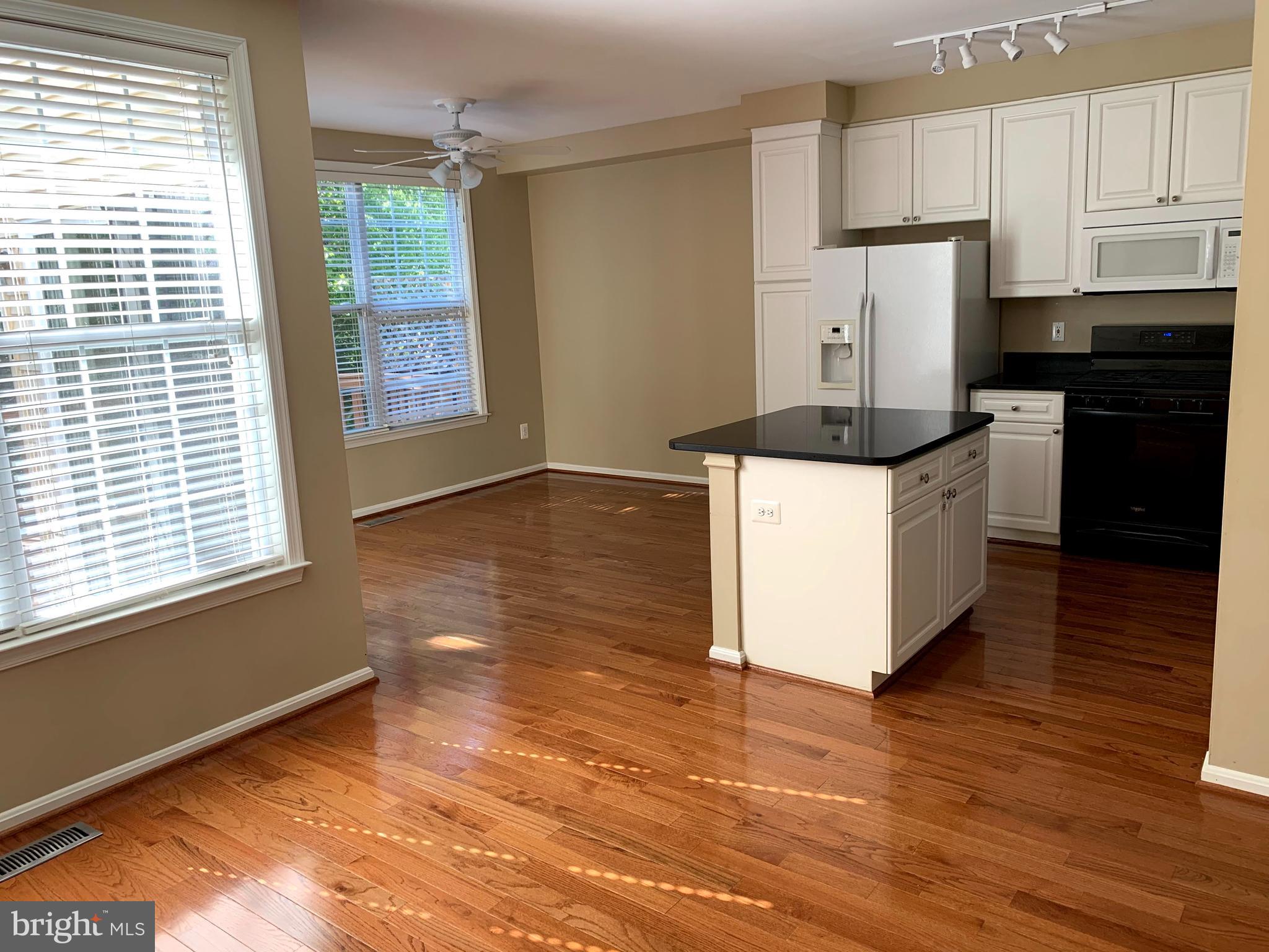KINGSTOWNE - Residential Lease