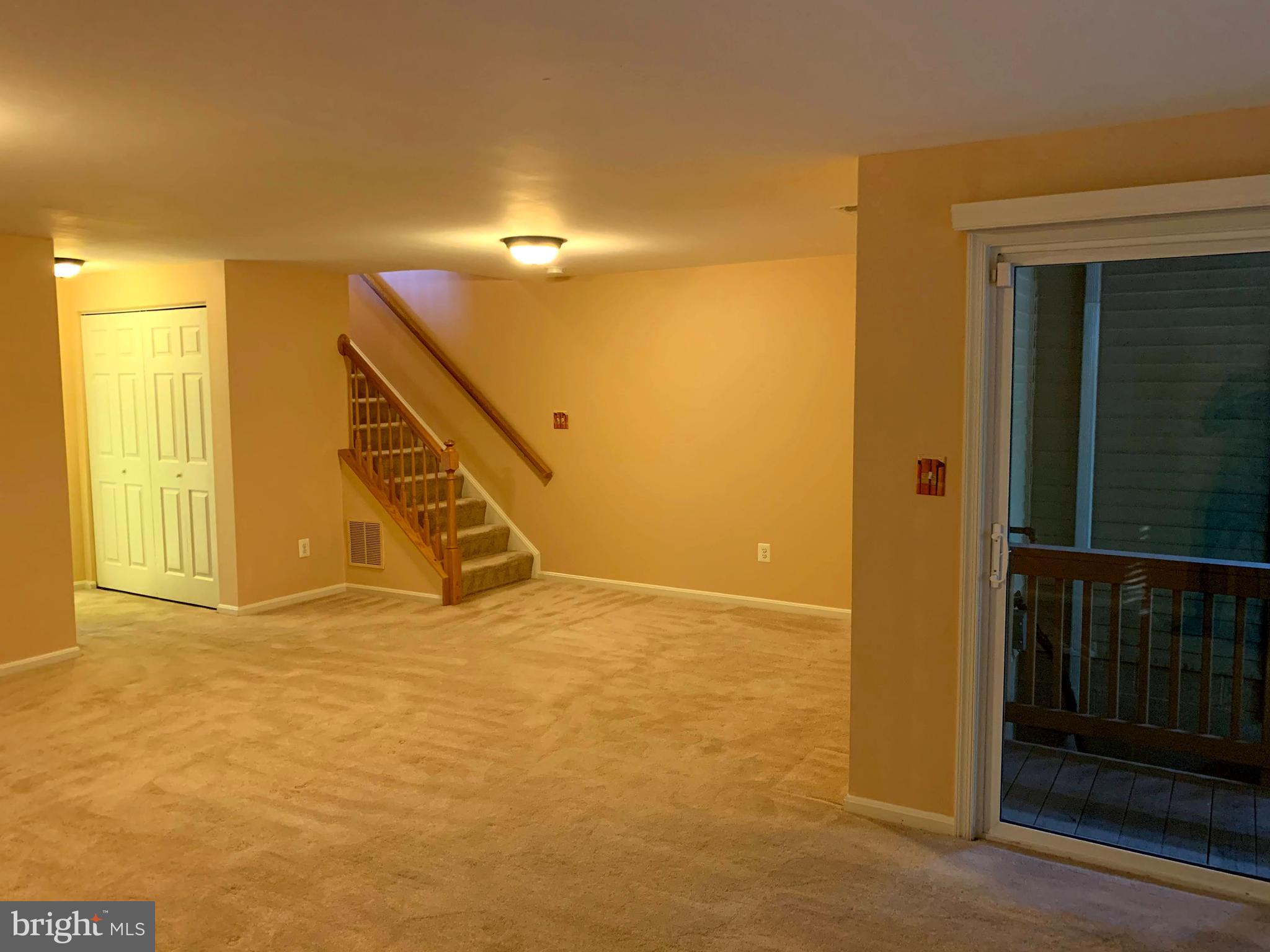 KINGSTOWNE - Residential Lease