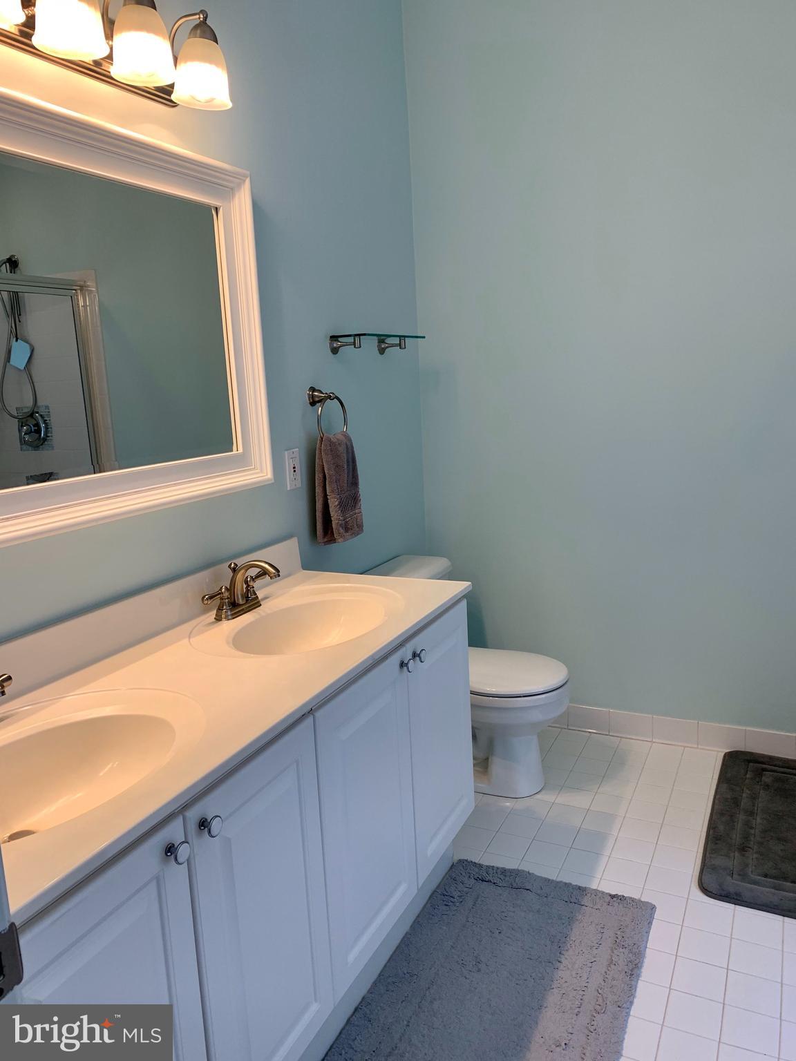 KINGSTOWNE - Residential Lease