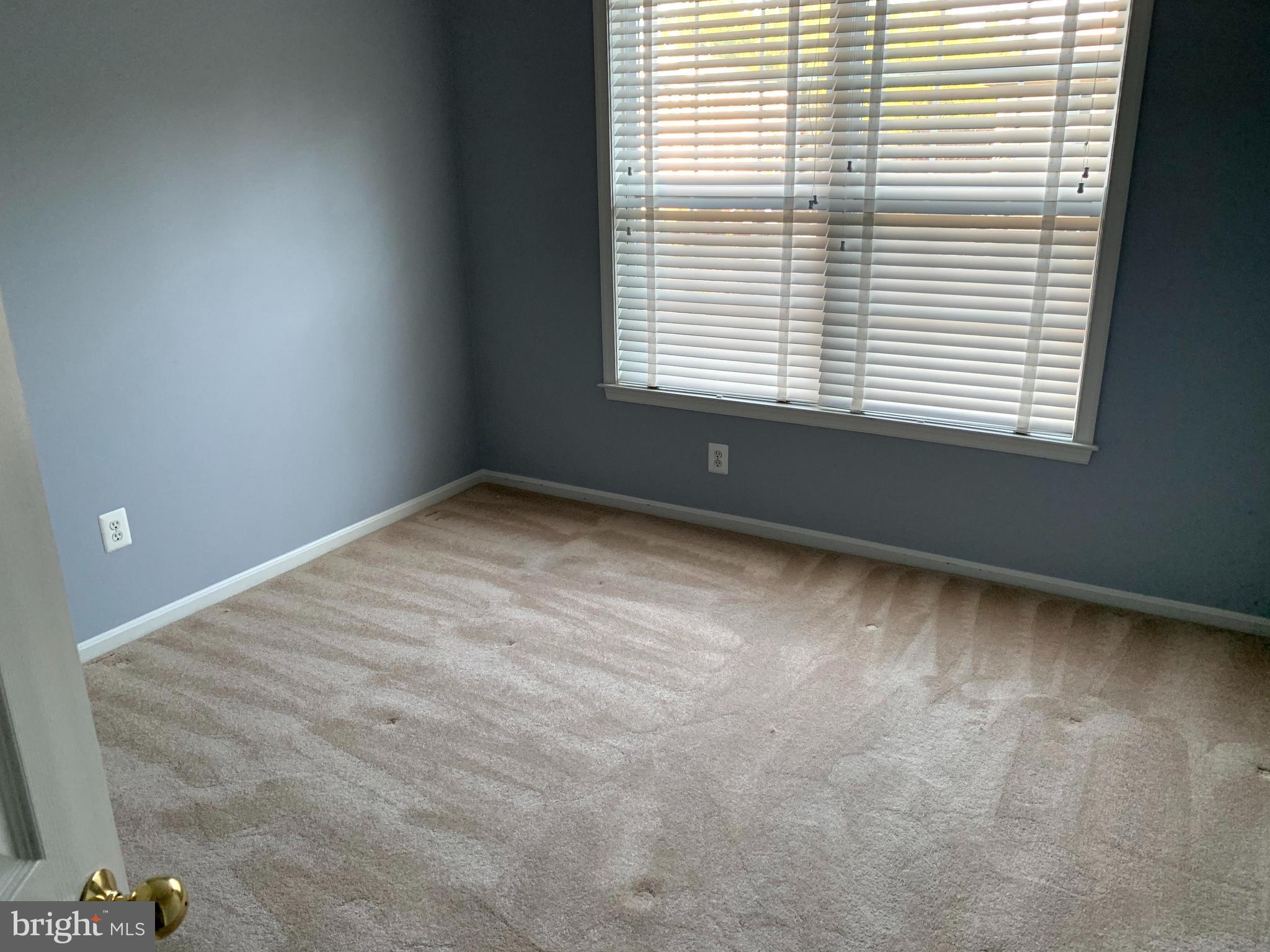 KINGSTOWNE - Residential Lease