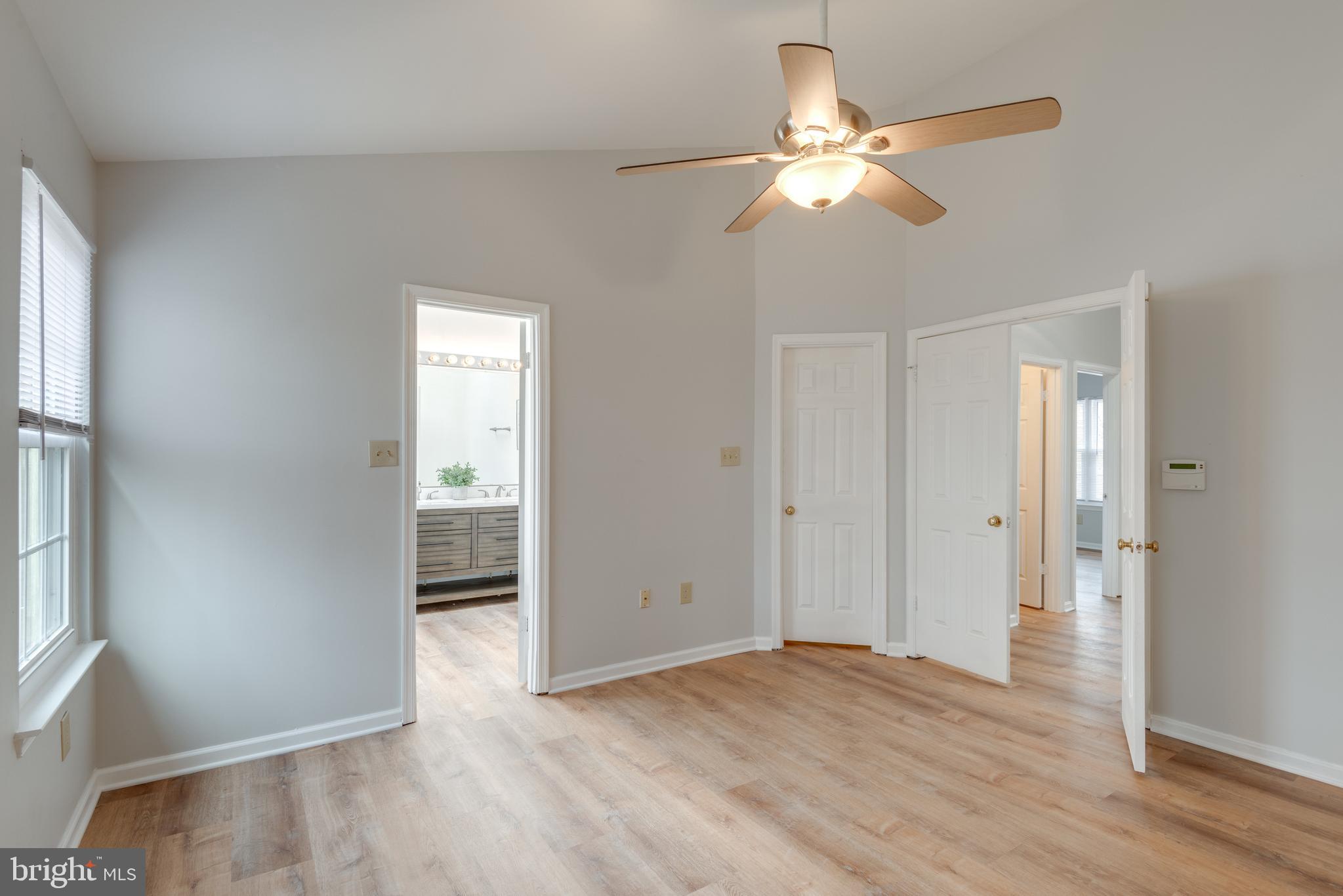 LOWES ISLAND/CASCADES - Residential Lease