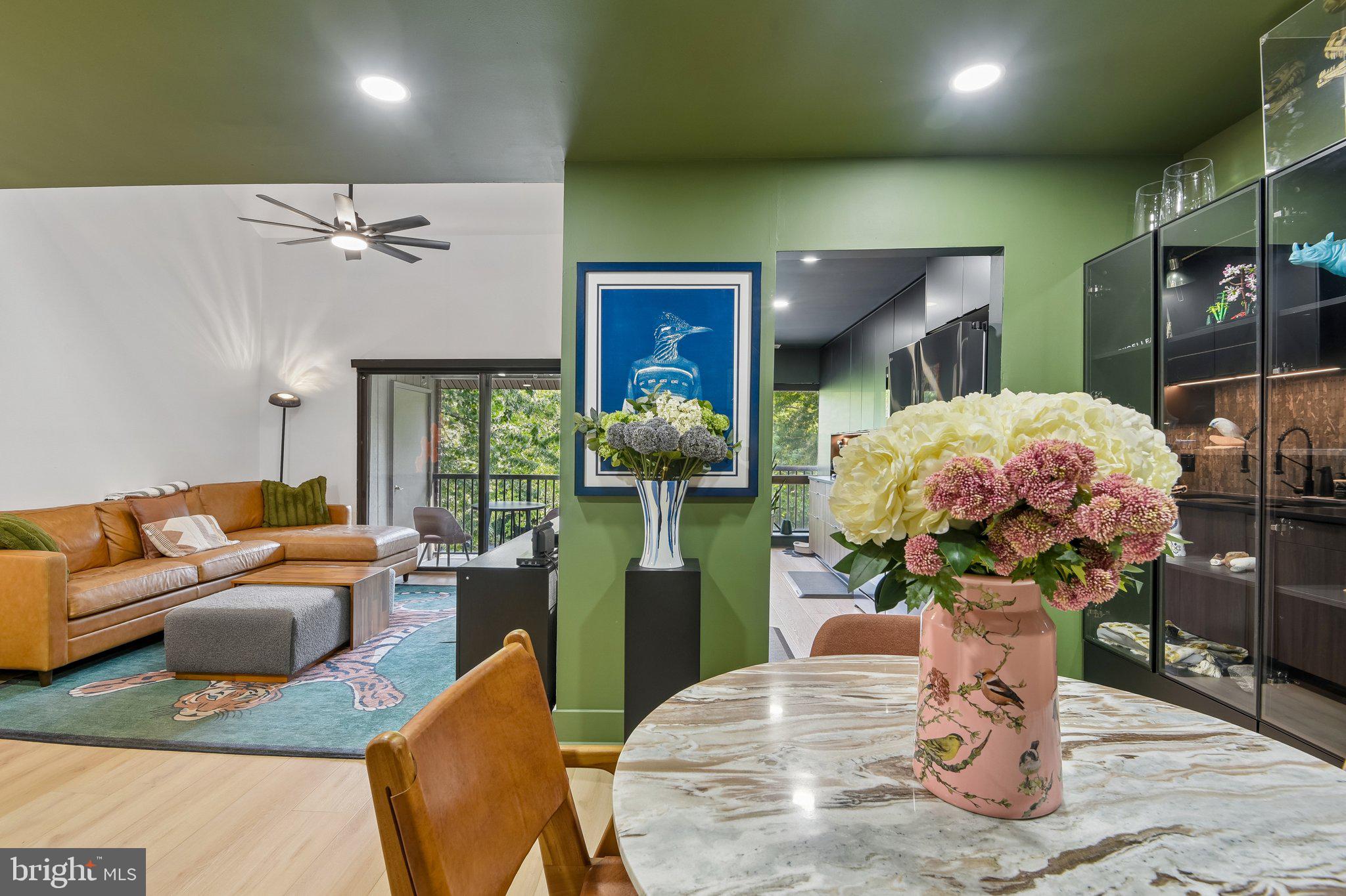 NORTH GREEN CONDOMINIUMS - Residential