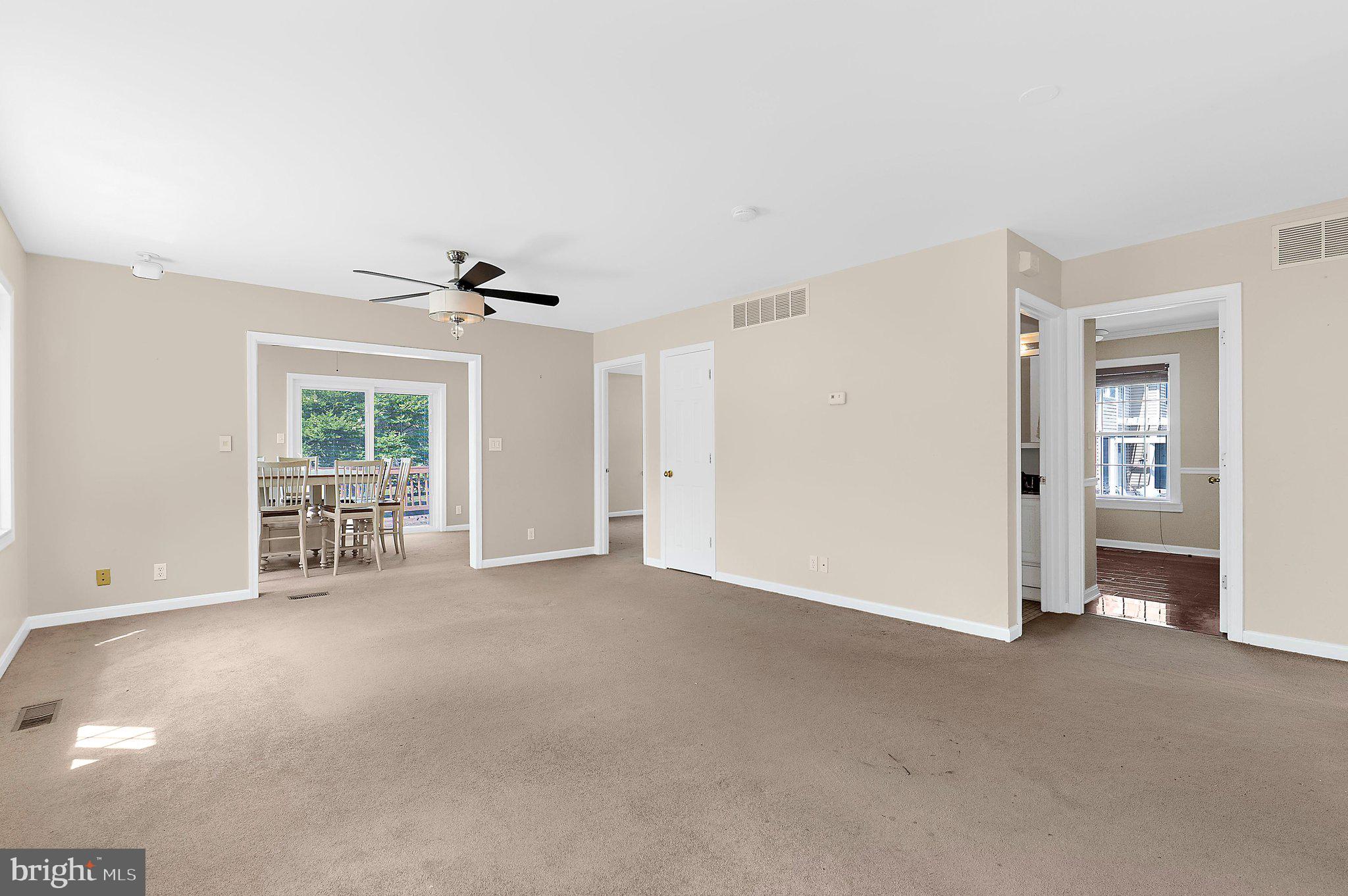 LOCH HAVEN BEACH - Residential