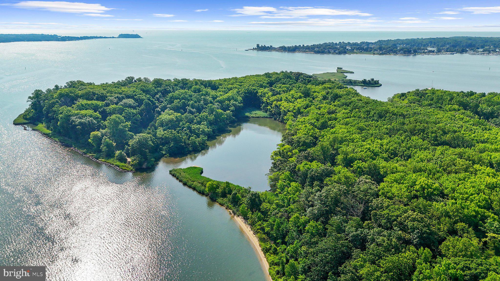 LOCH HAVEN BEACH - Residential