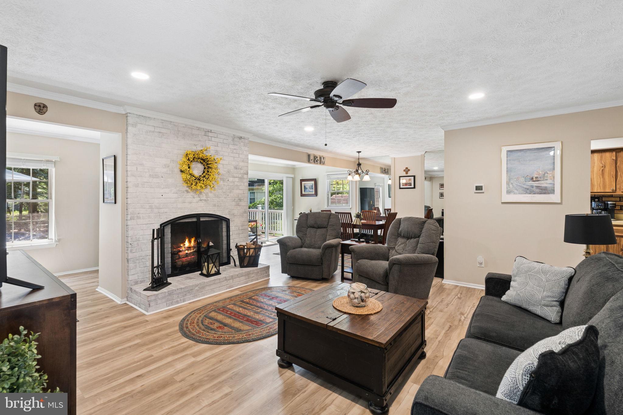 AMBERMILL - Residential