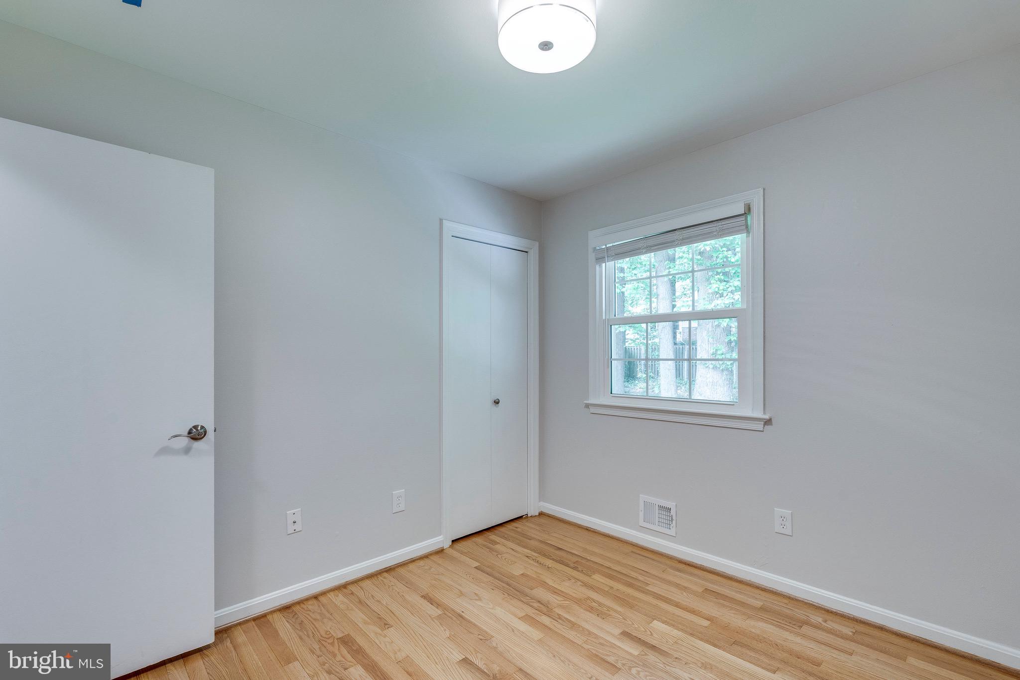 STRATTON WOODS - Residential Lease
