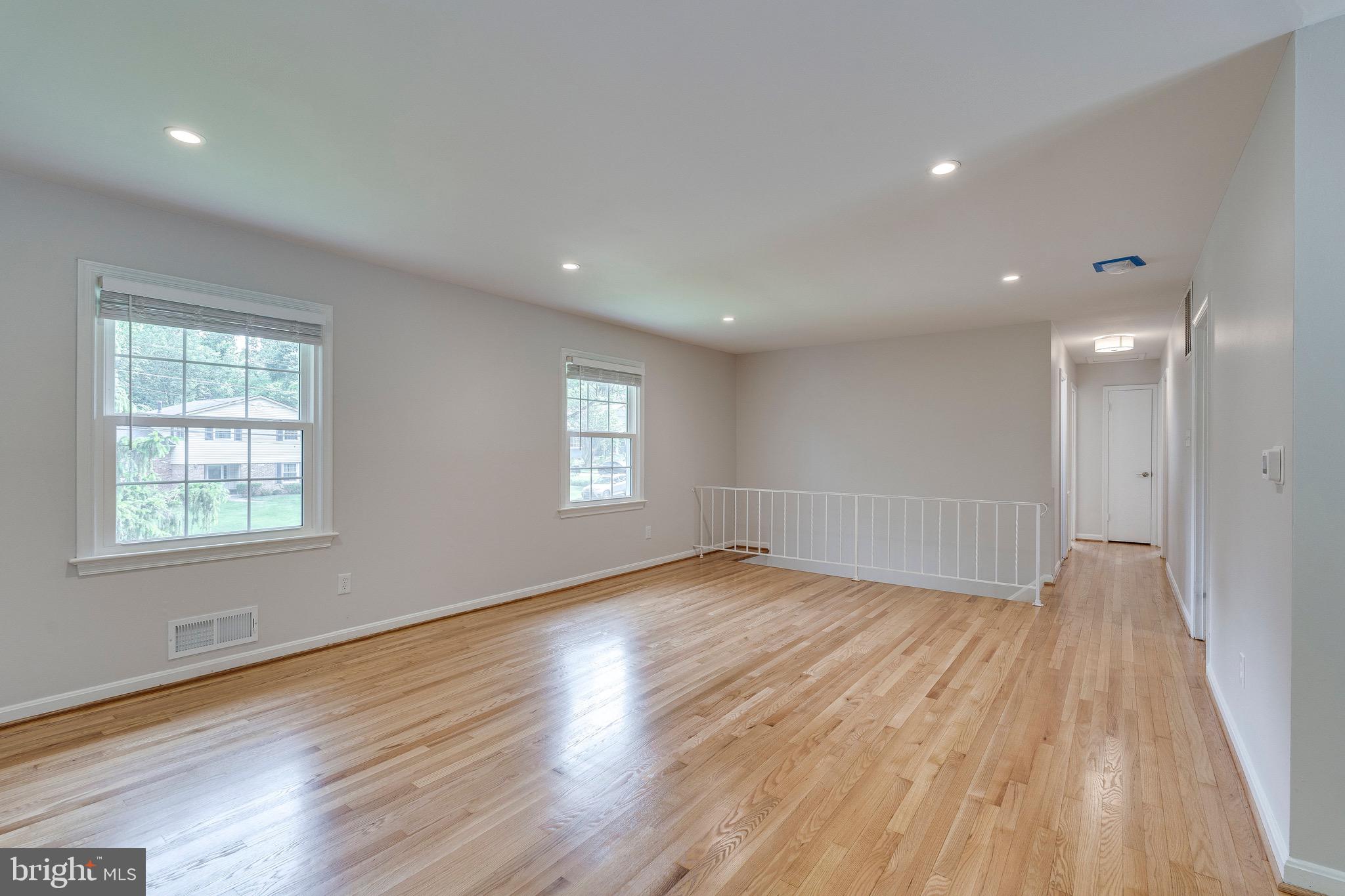 STRATTON WOODS - Residential Lease