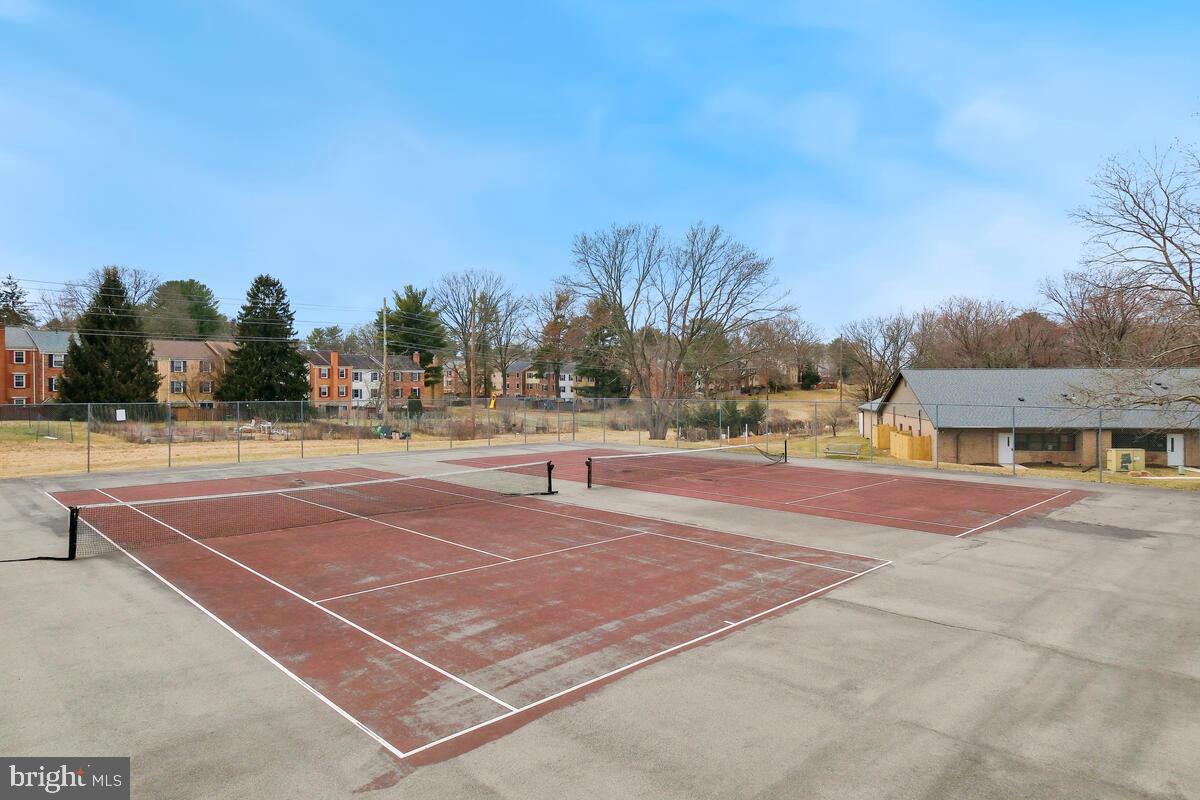 DIAMOND FARMS - Residential