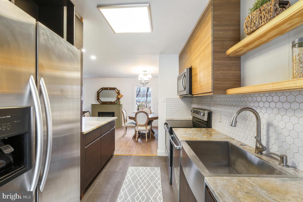 DIAMOND FARMS - Residential