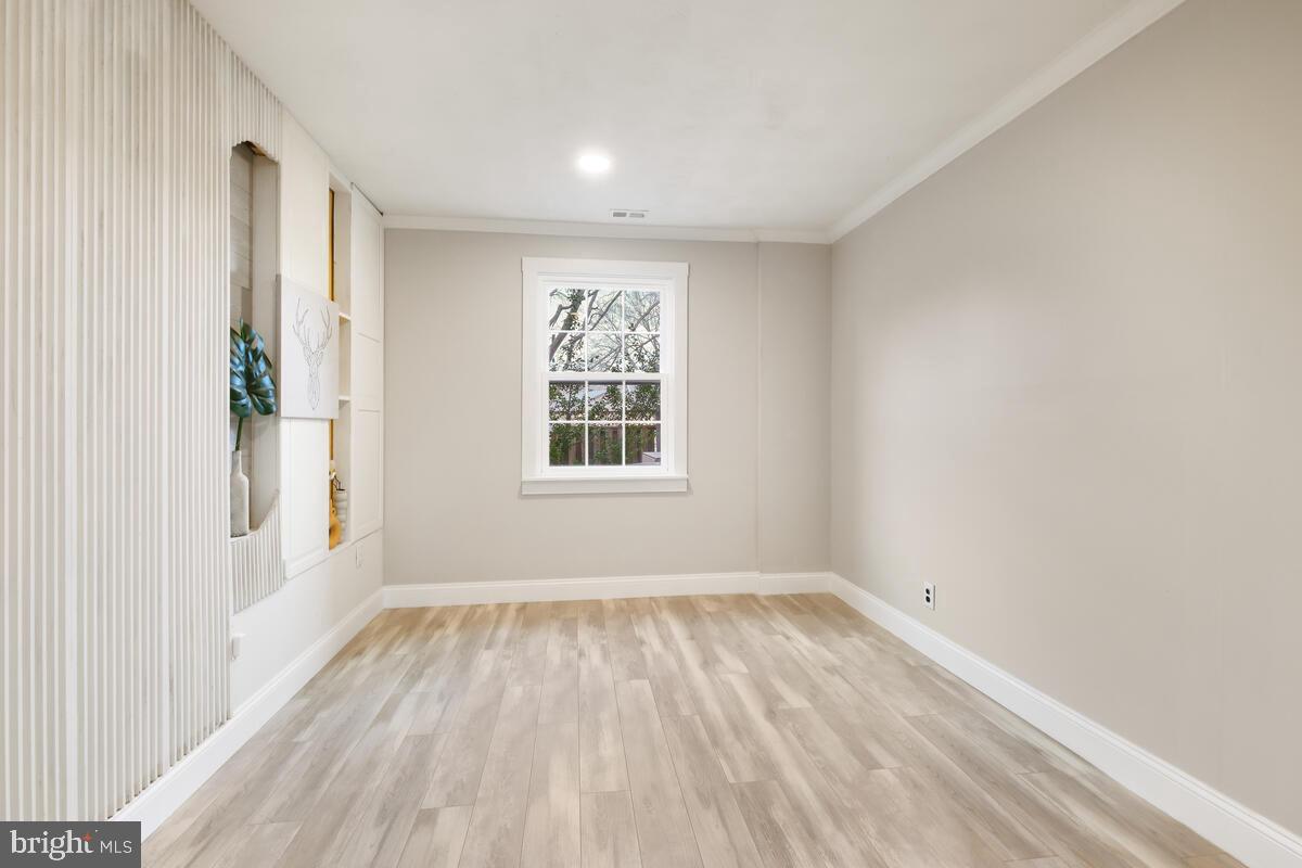 DIAMOND FARMS - Residential