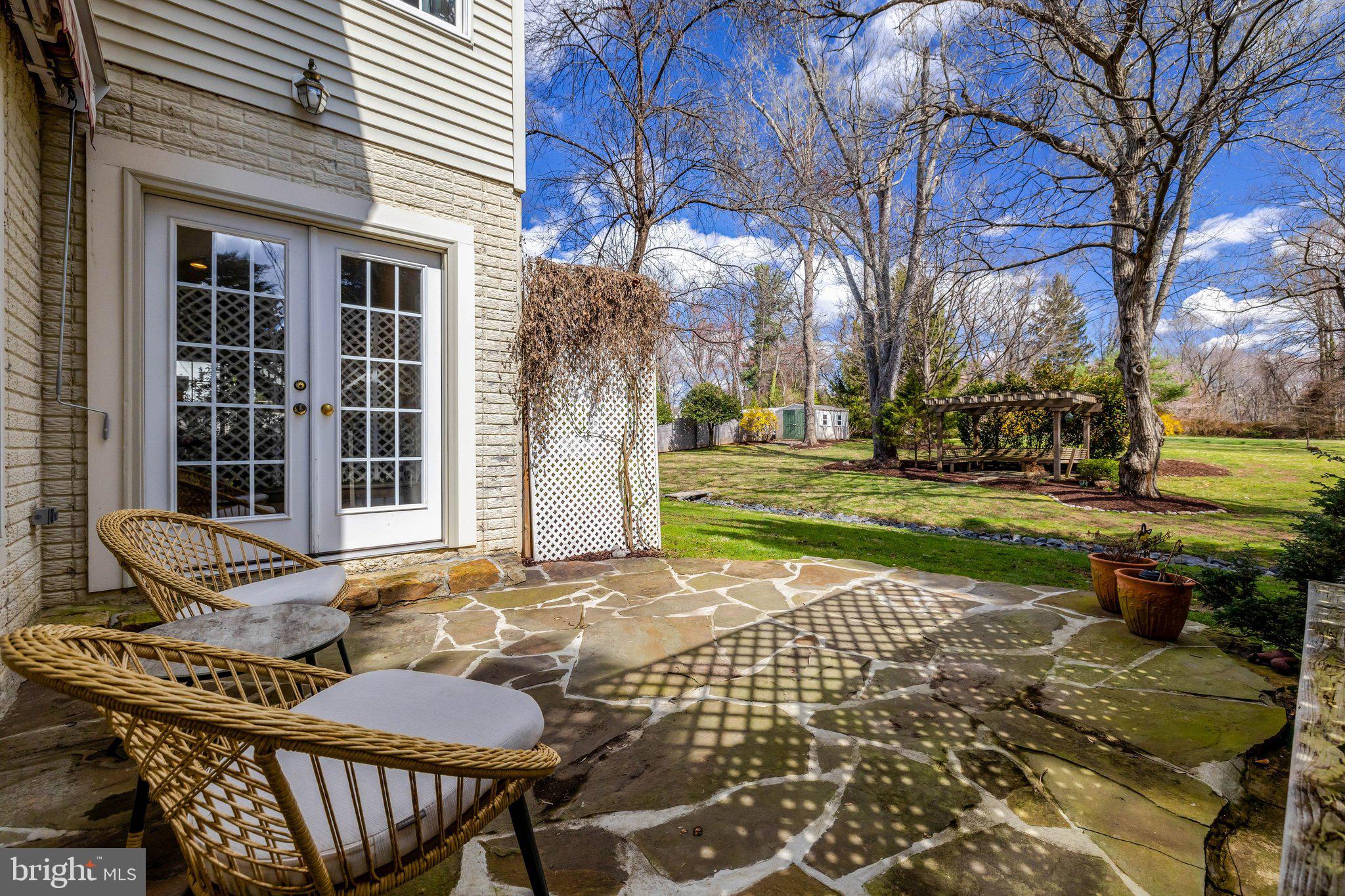 SPRING LAKE - Residential
