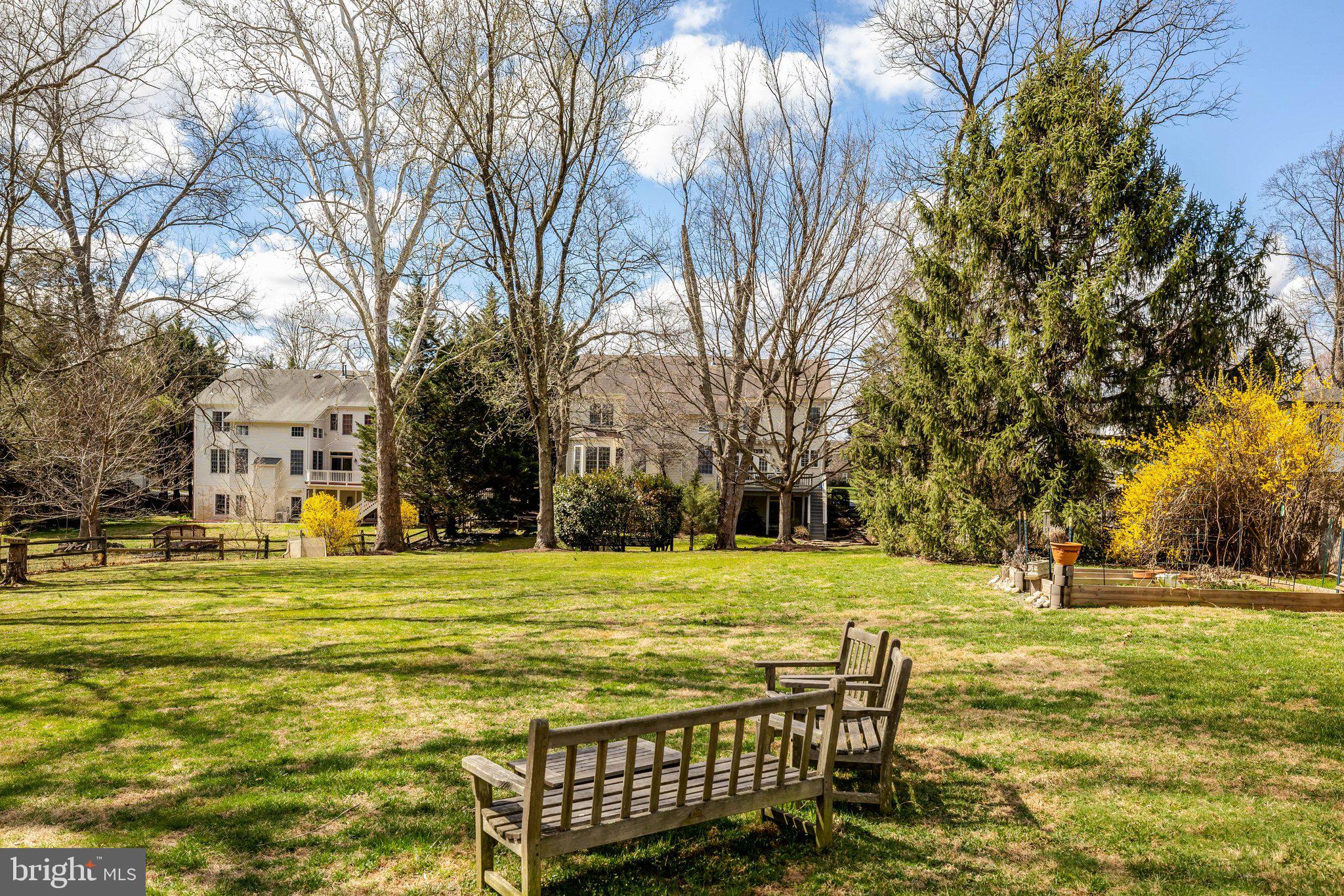 SPRING LAKE - Residential