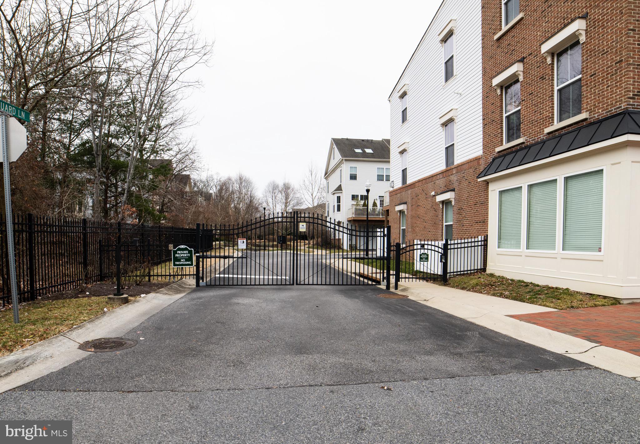 VILLAGE GREENS - Residential