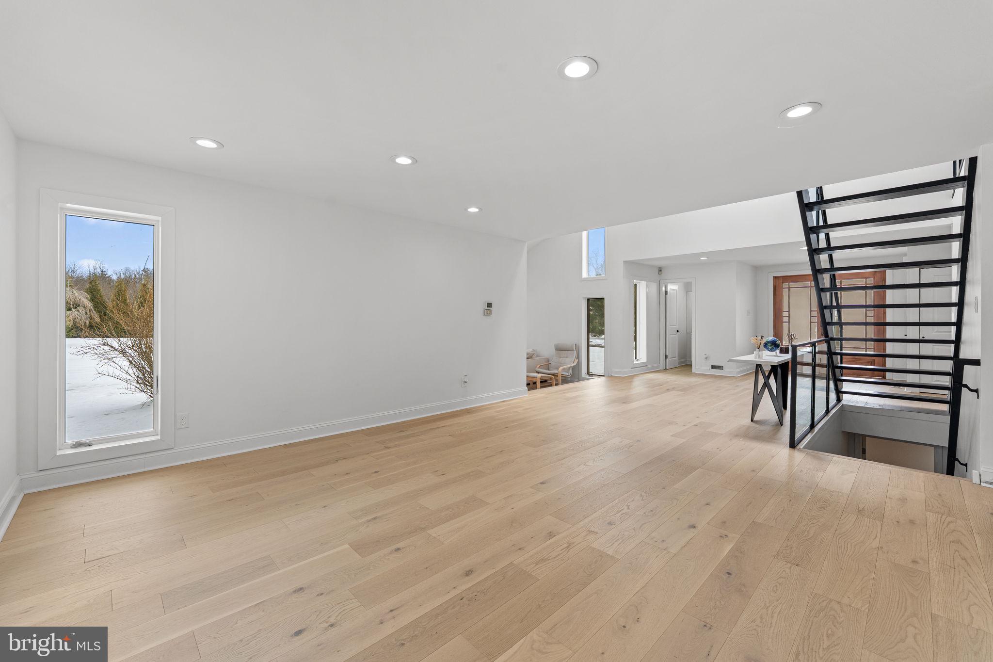 NORTHAMPTON ESTS - Residential