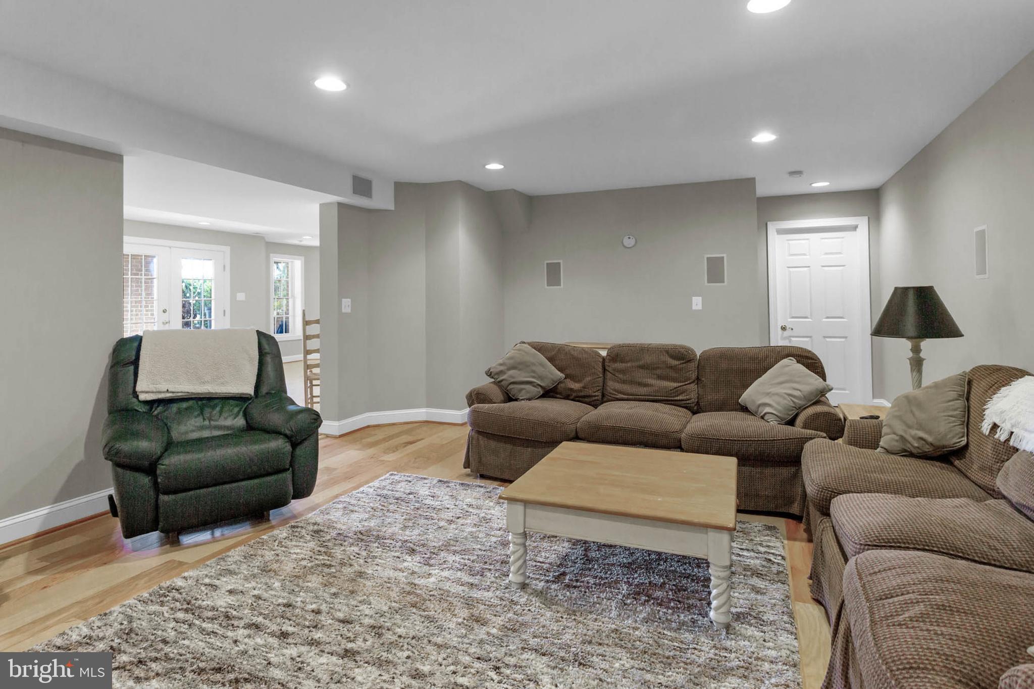 PATERNAL GIFT FARM - Residential