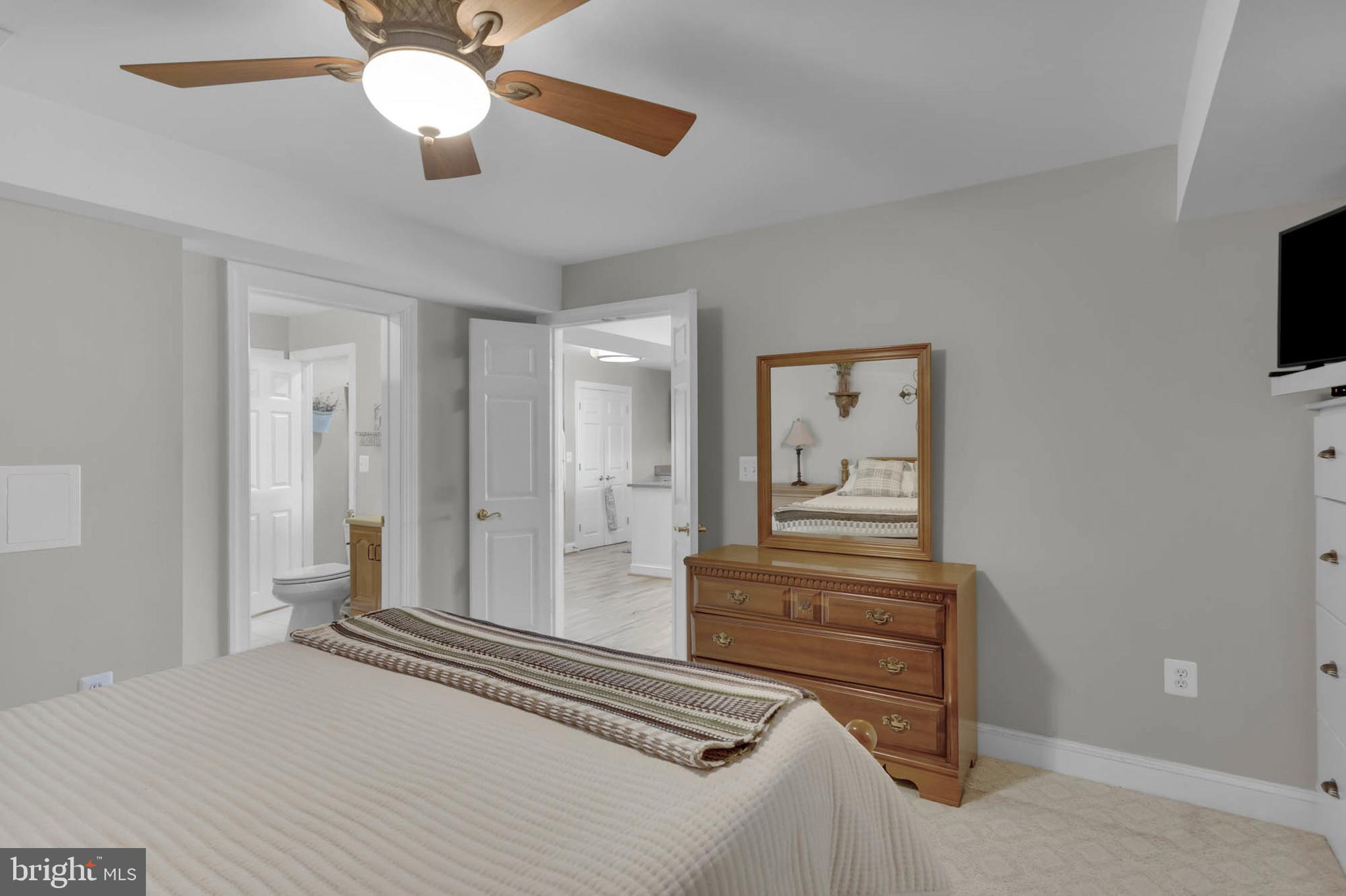 PATERNAL GIFT FARM - Residential