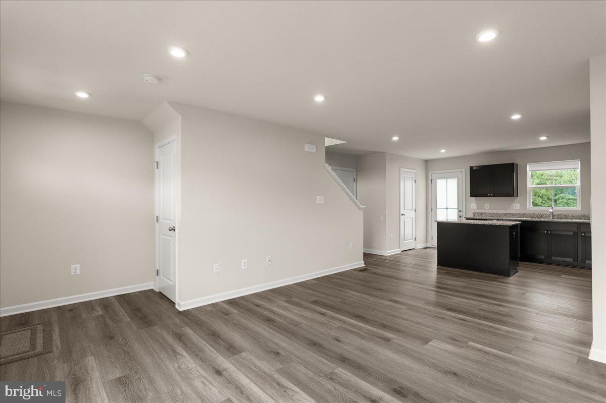 THE VILLAGE AT MIDDLETOWN - Residential