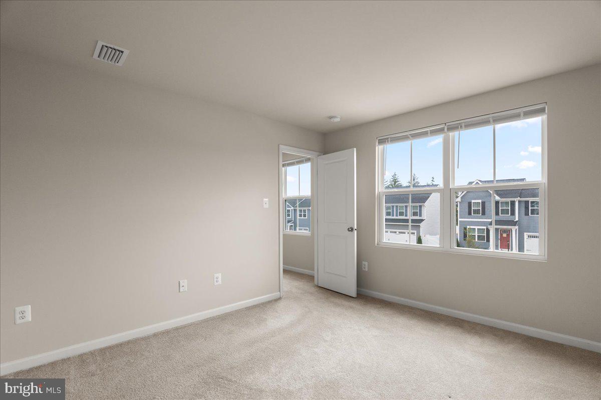 THE VILLAGE AT MIDDLETOWN - Residential
