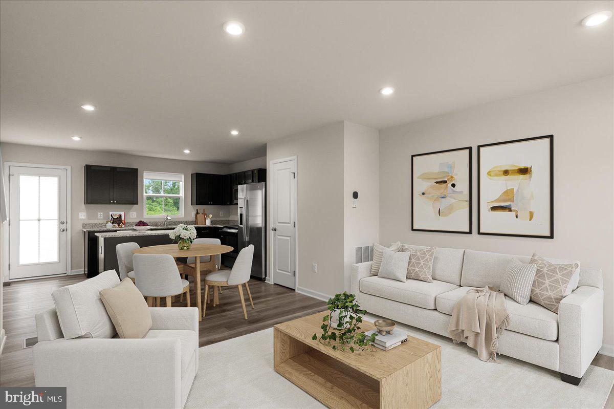 THE VILLAGE AT MIDDLETOWN - Residential