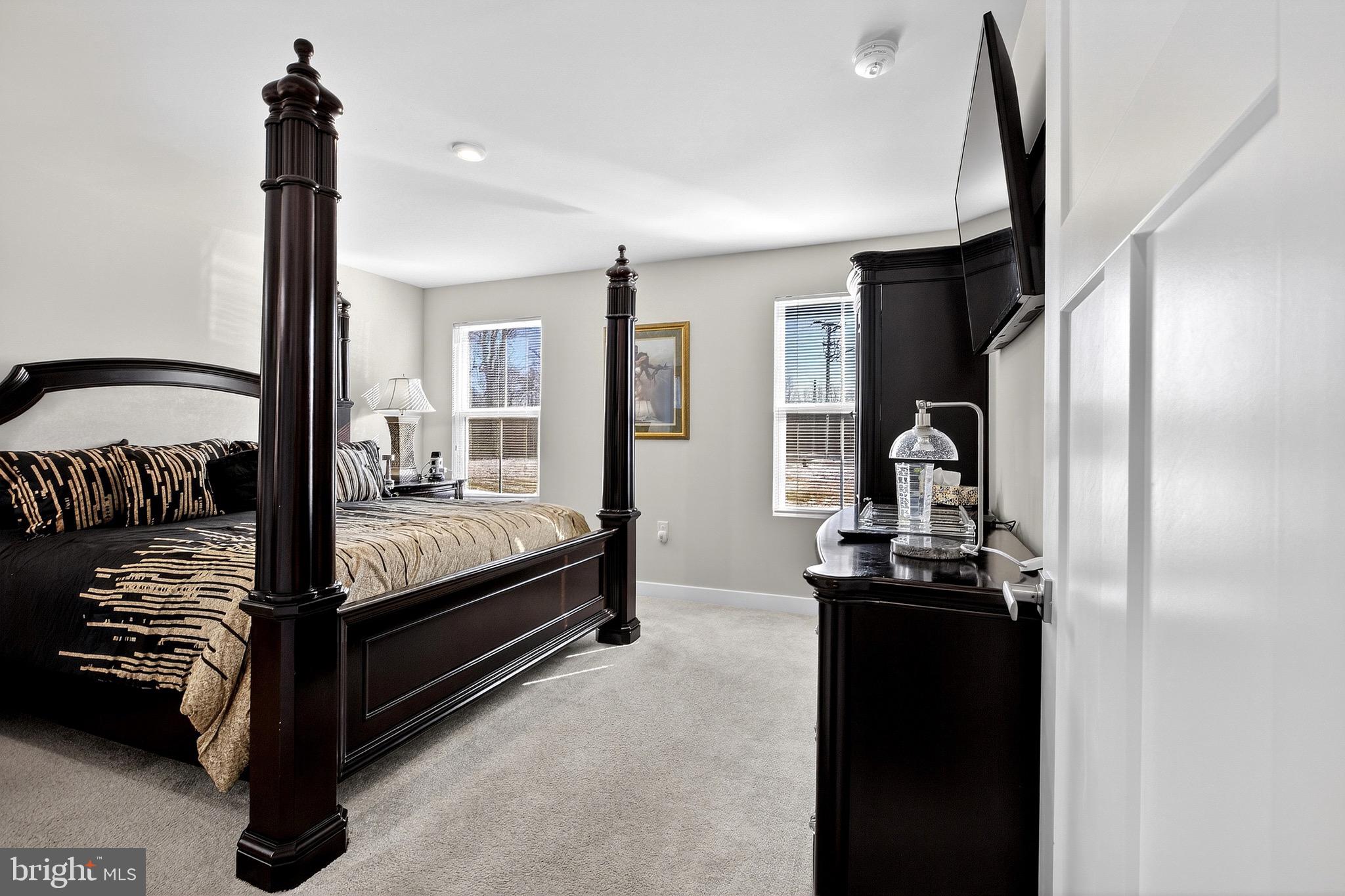 VERONA WOODS - Residential