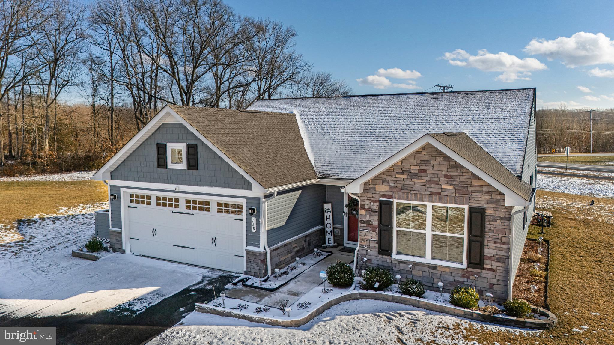 VERONA WOODS - Residential