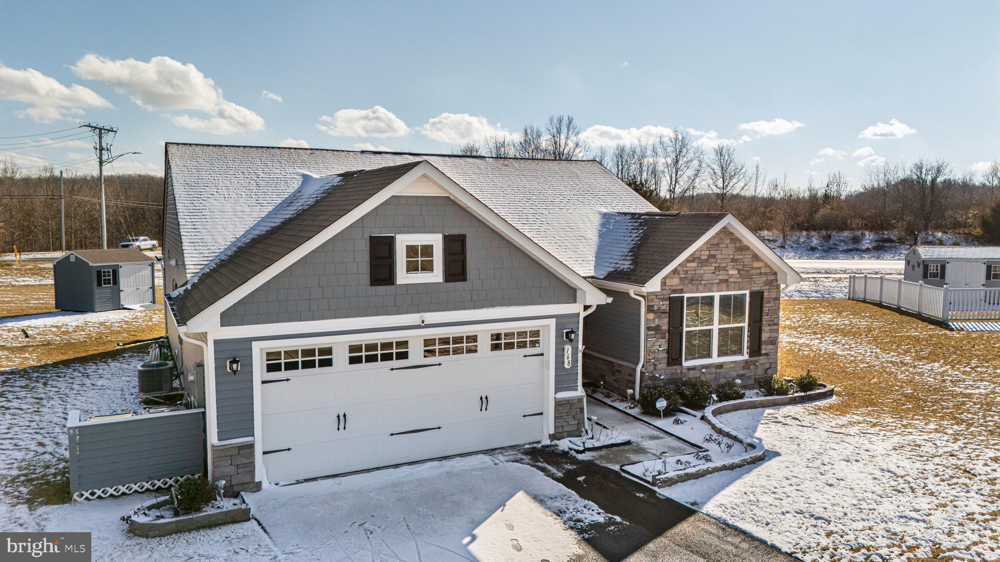 VERONA WOODS - Residential
