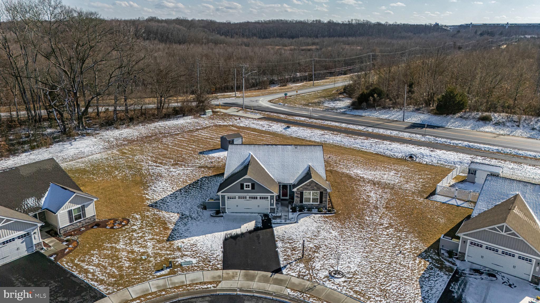 VERONA WOODS - Residential