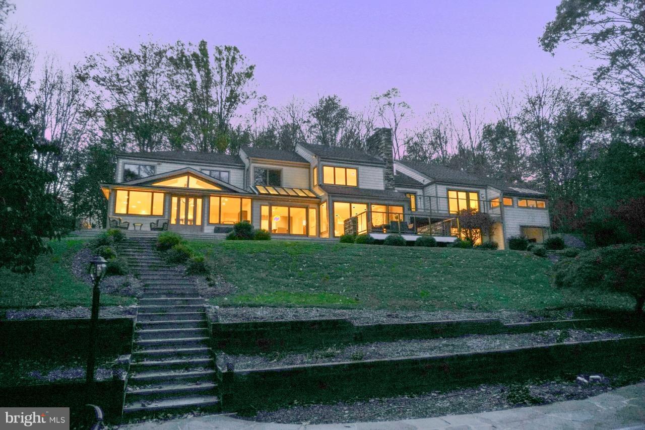 WOODWARD - Residential
