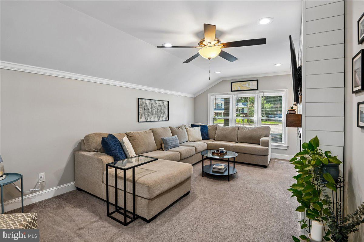 PASADENA - Residential