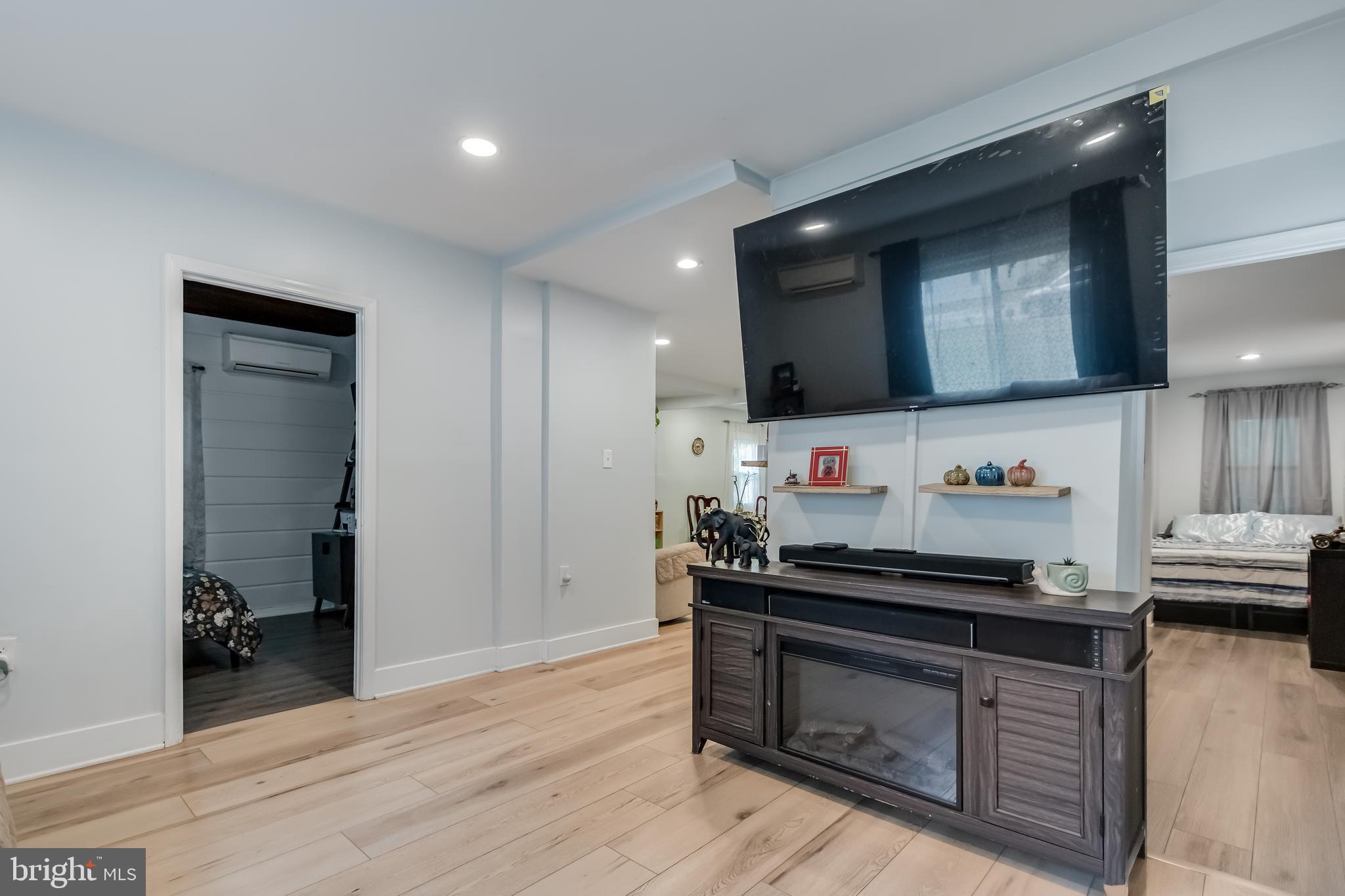 SOUTH PISCATAWAY - Residential
