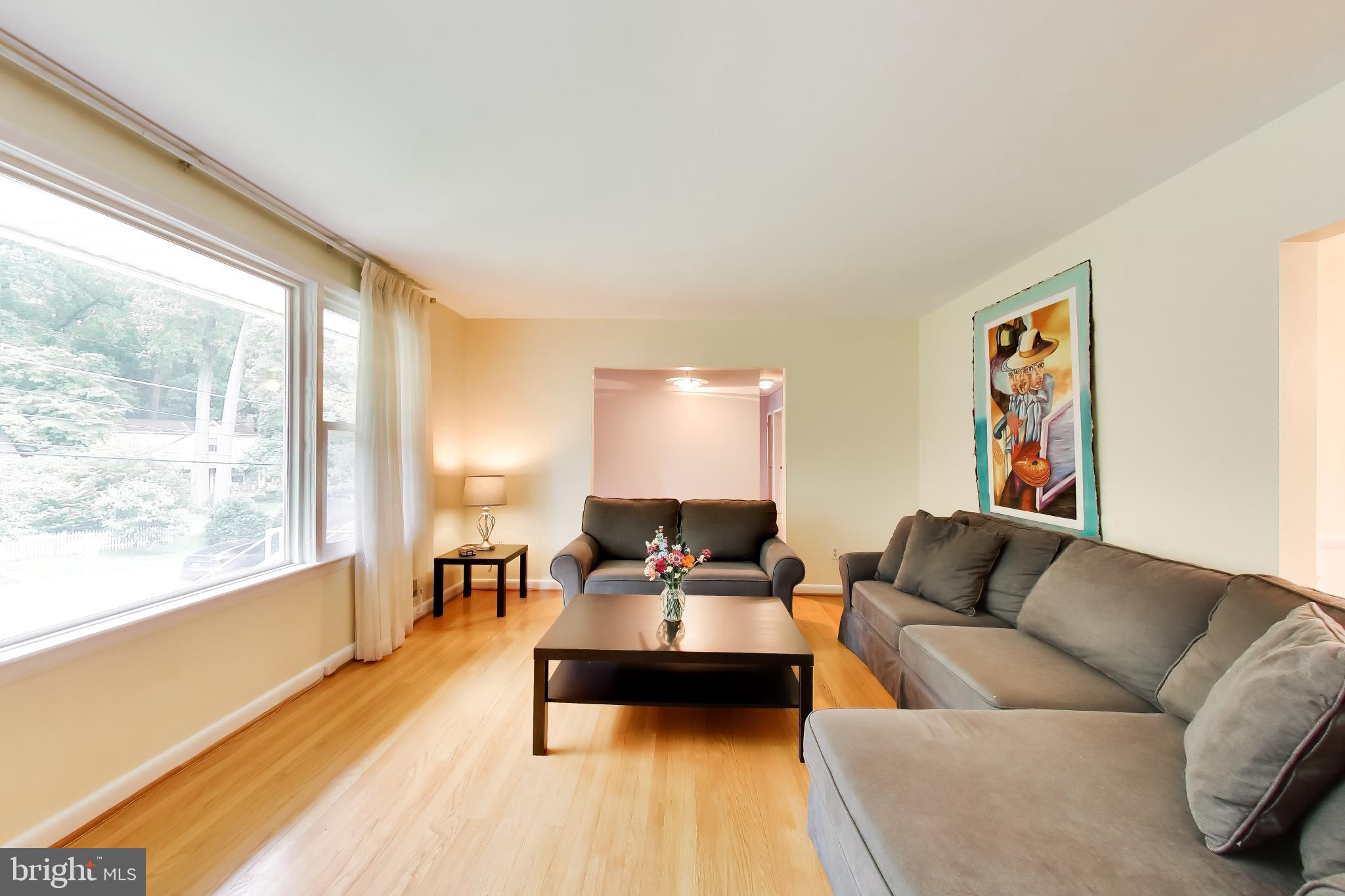 SEVEN OAKS - Residential