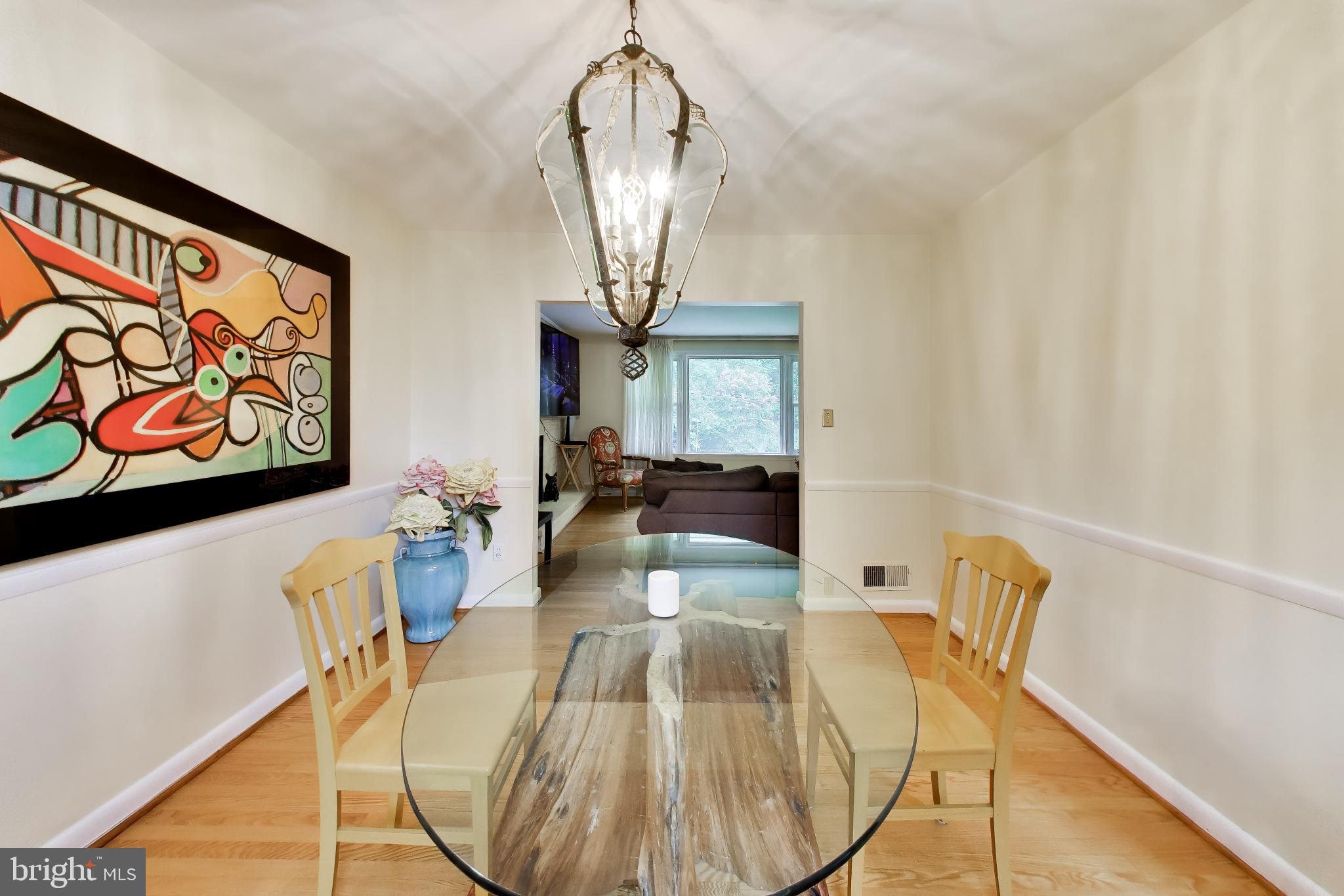 SEVEN OAKS - Residential