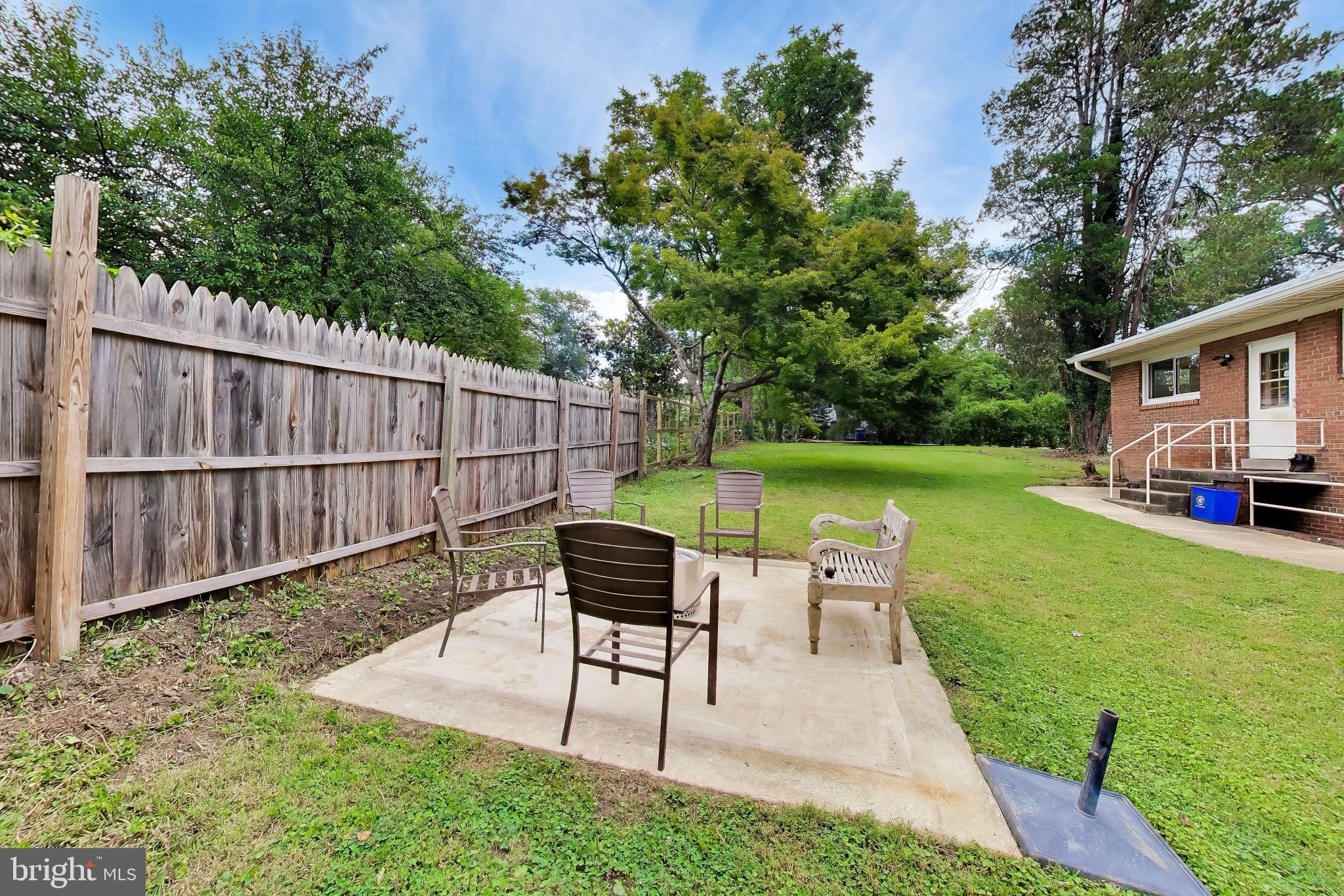 SEVEN OAKS - Residential