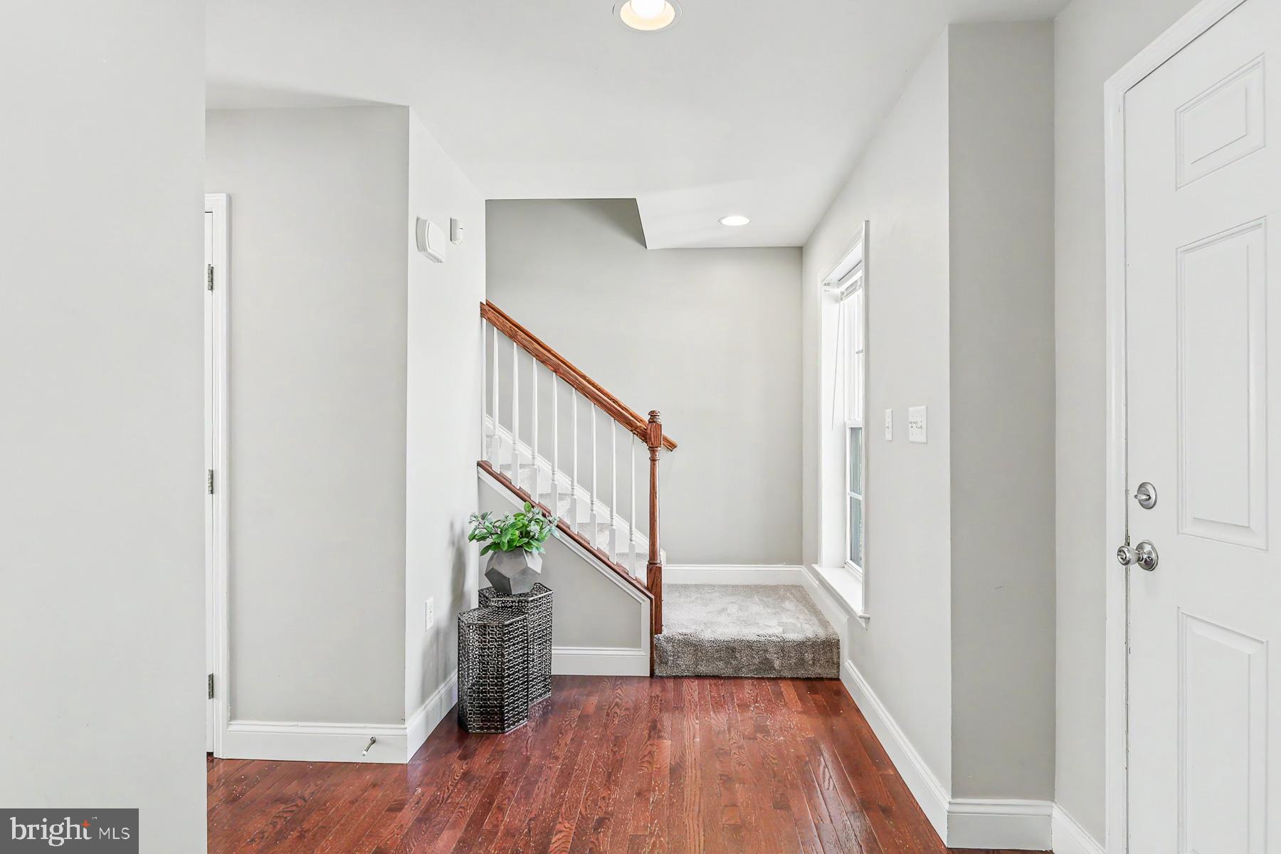 FLORIN HILL - Residential