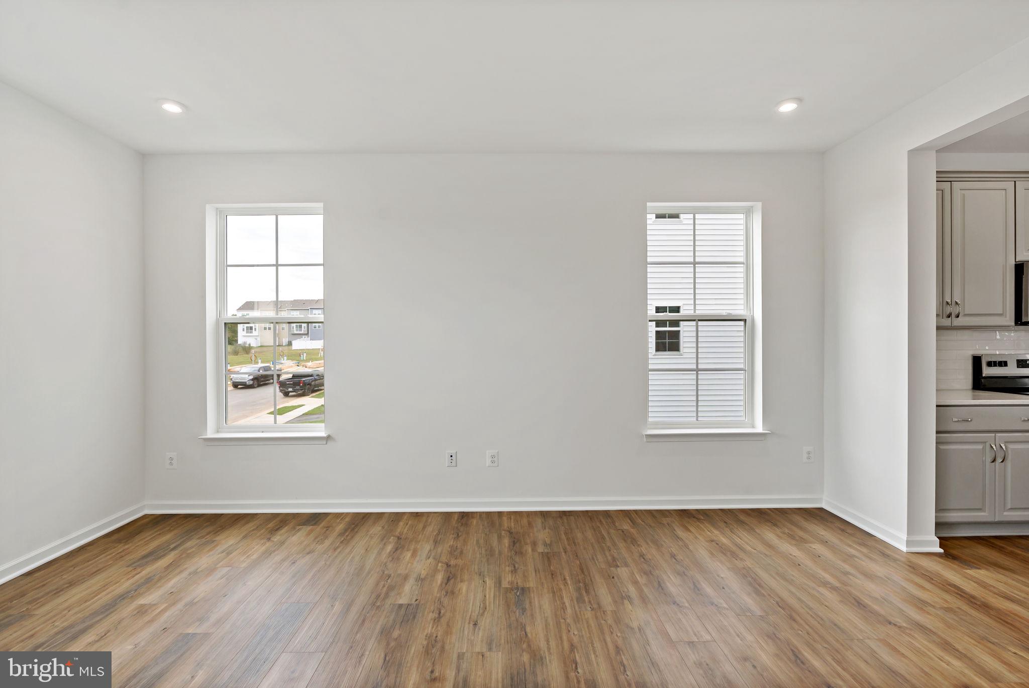 MARTINSBURG STATION - Residential