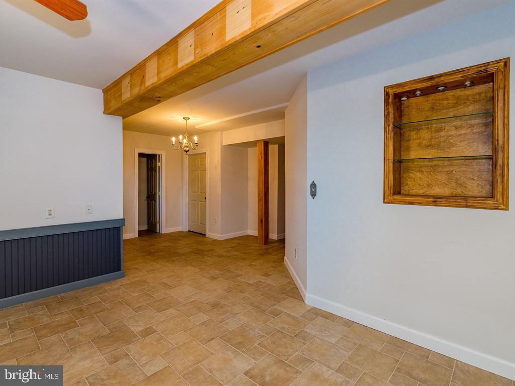 RED ROSE COMMONS - Residential