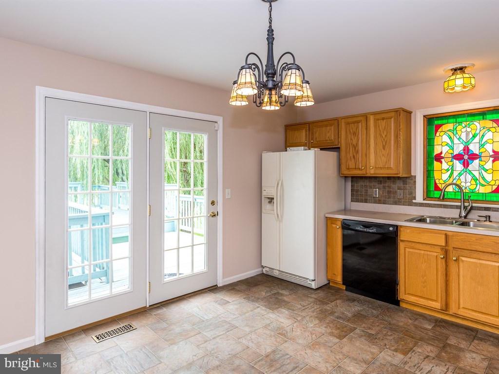 RED ROSE COMMONS - Residential