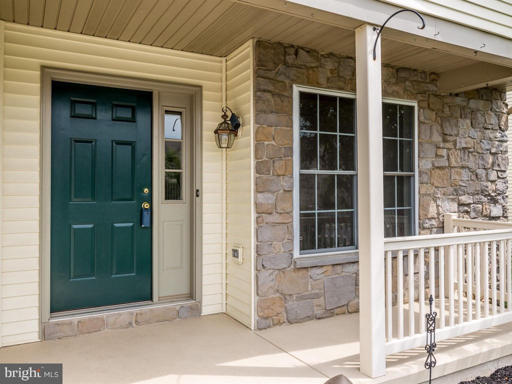 RED ROSE COMMONS - Residential