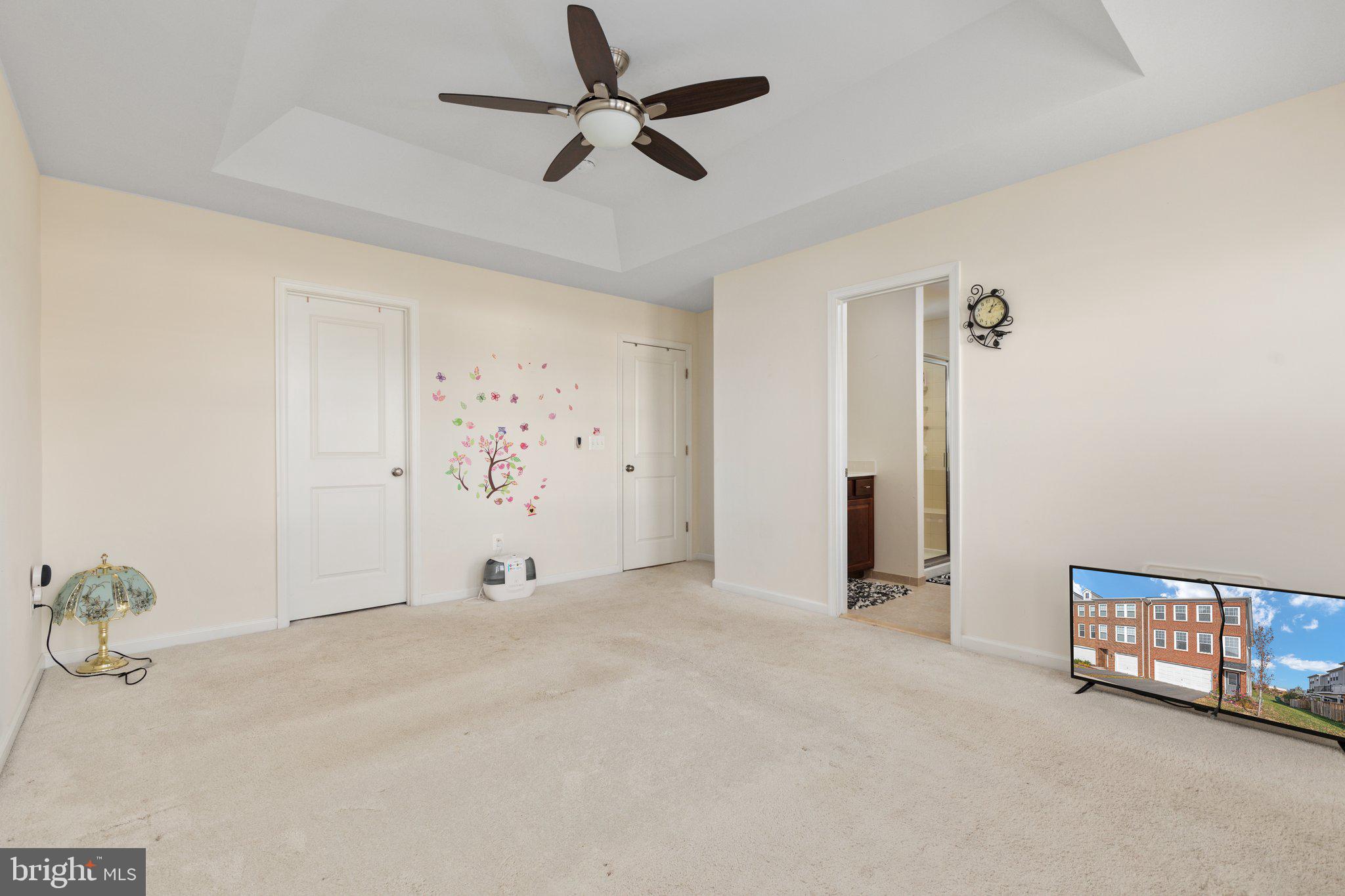 EASTVIEW - Residential Lease