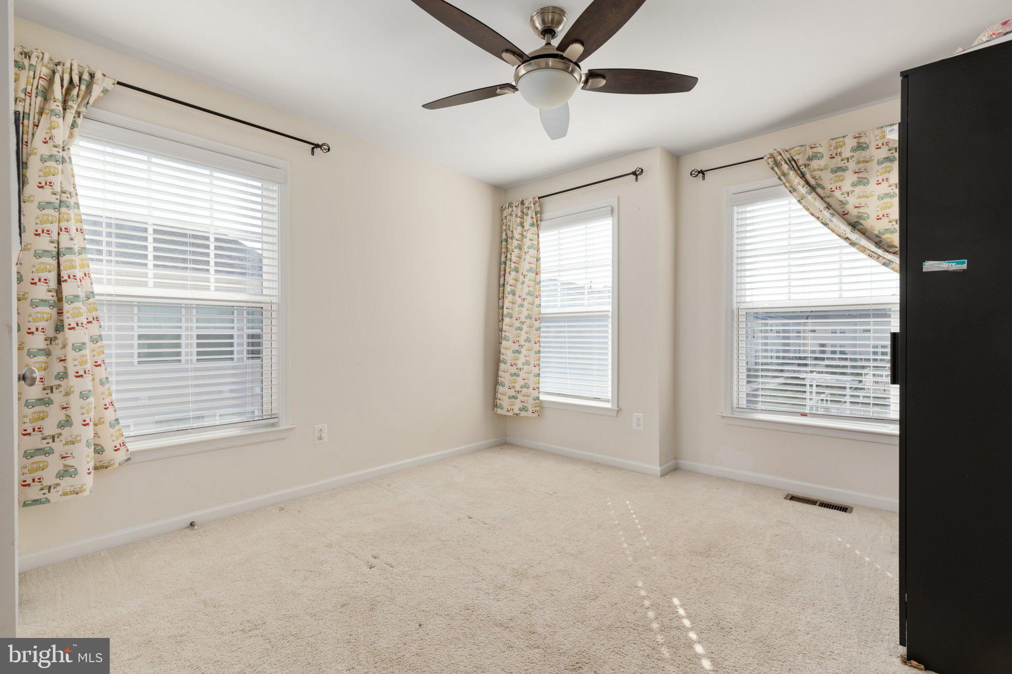 EASTVIEW - Residential Lease
