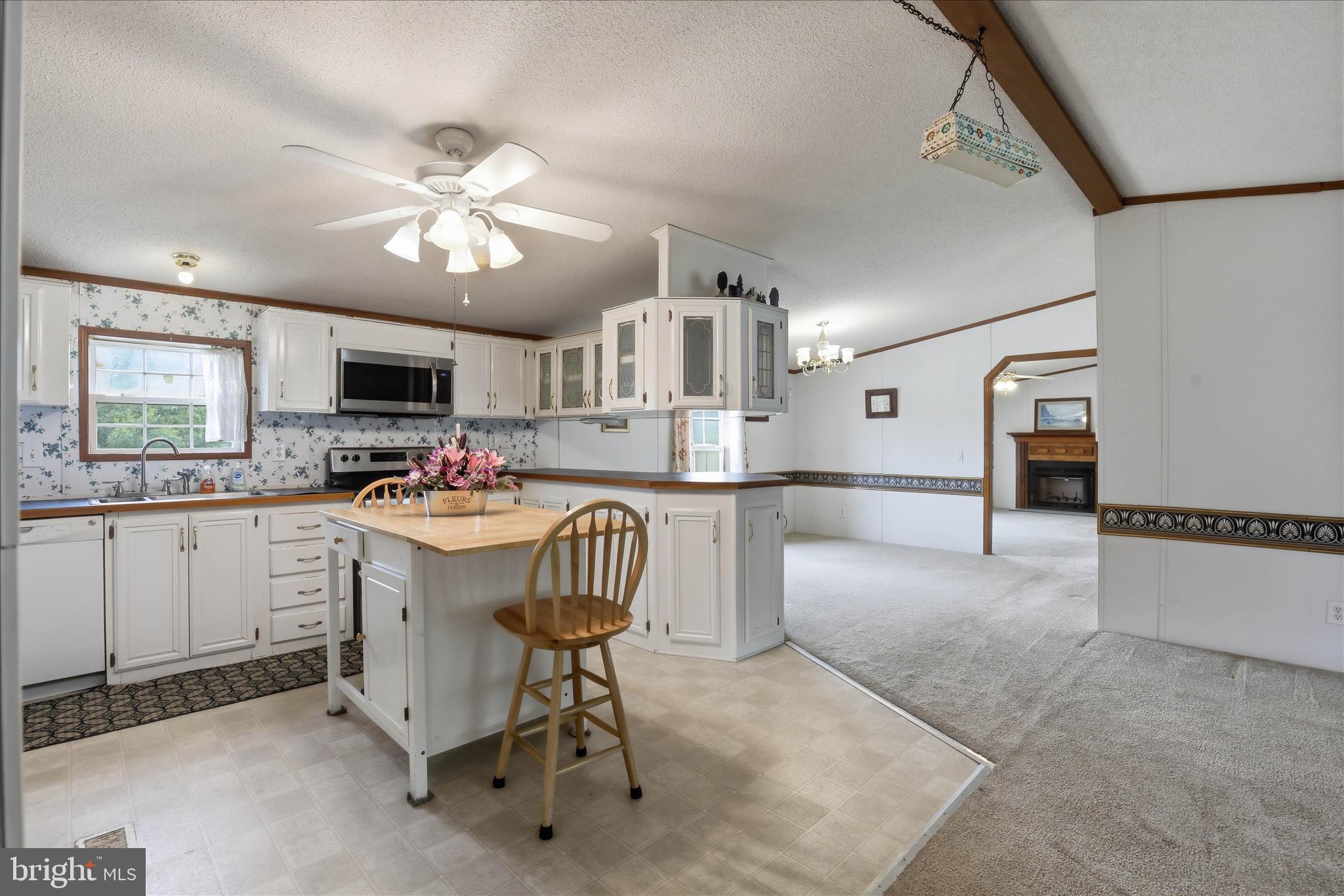 SUNSET ESTATES MHP - Residential